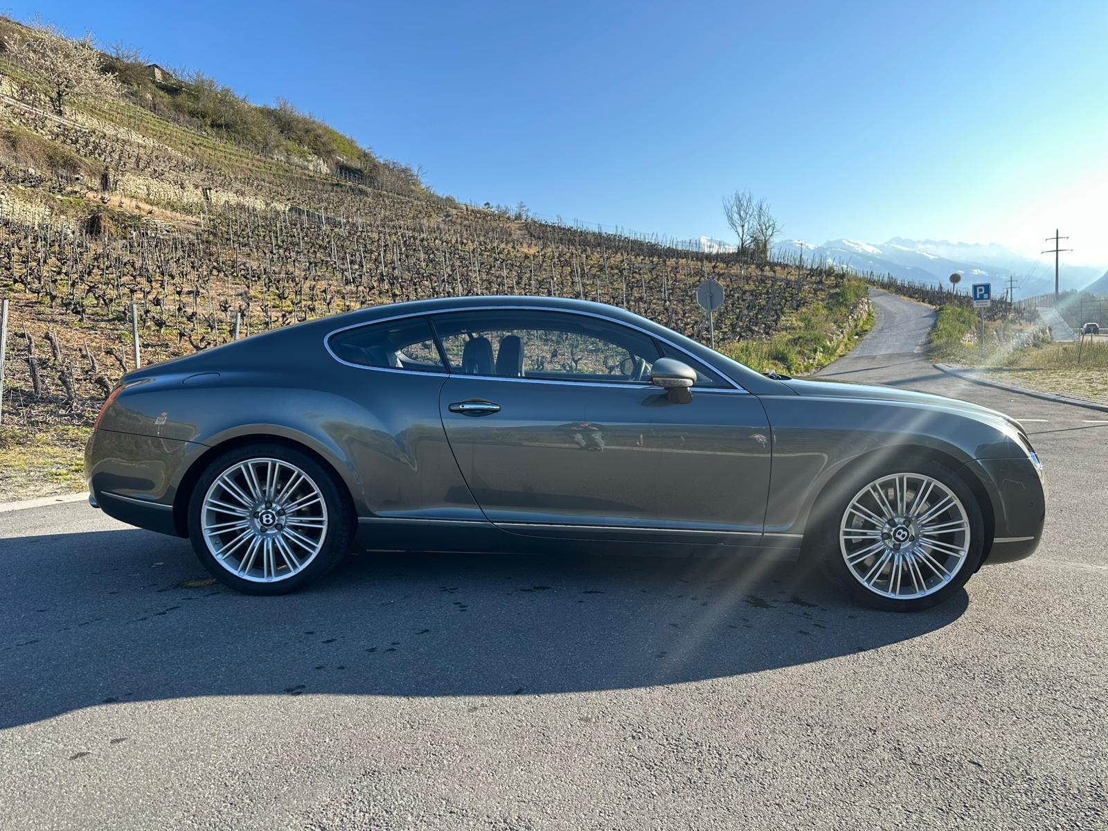 BENTLEY GT-image-7