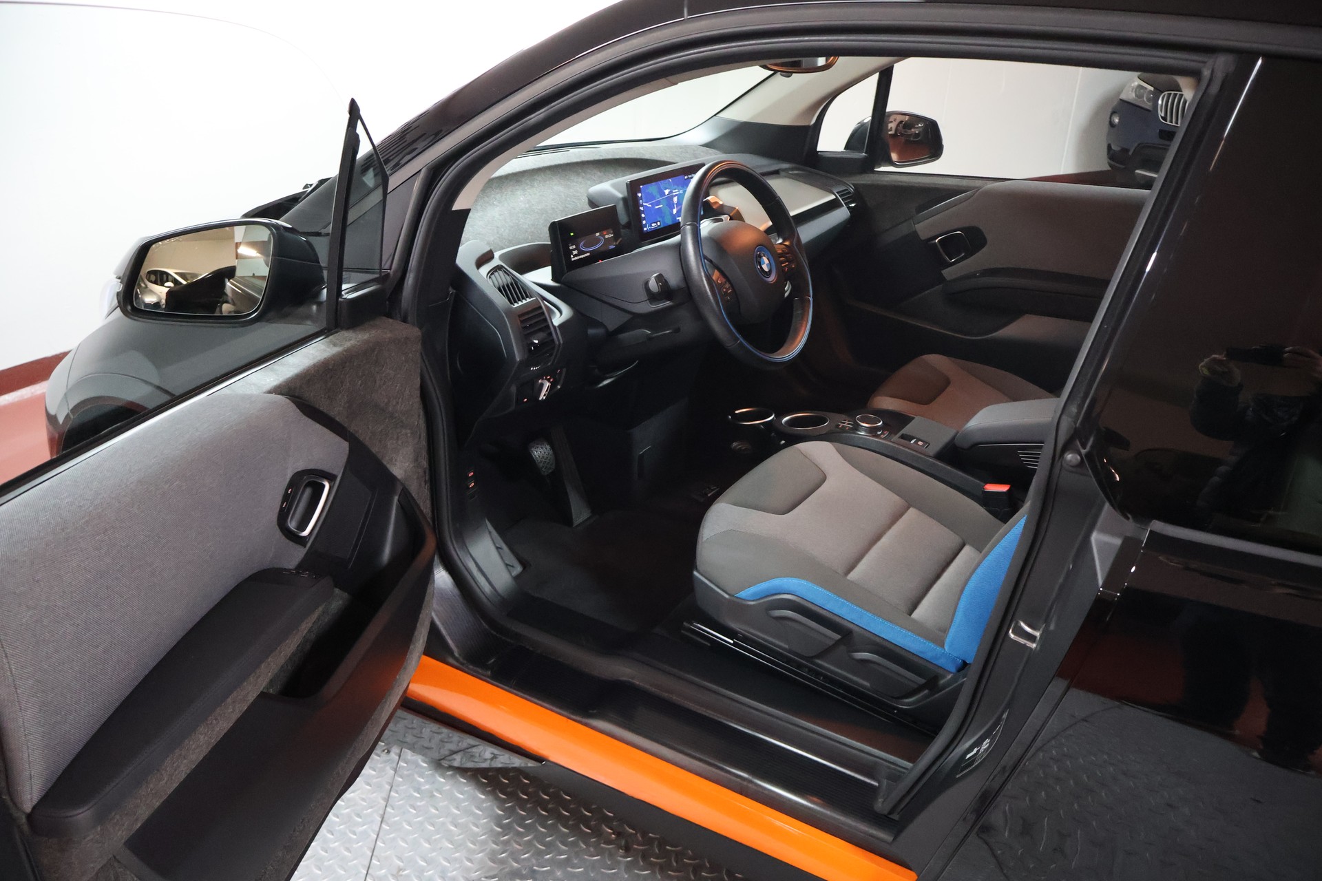 BMW i3s (120Ah)-image-5