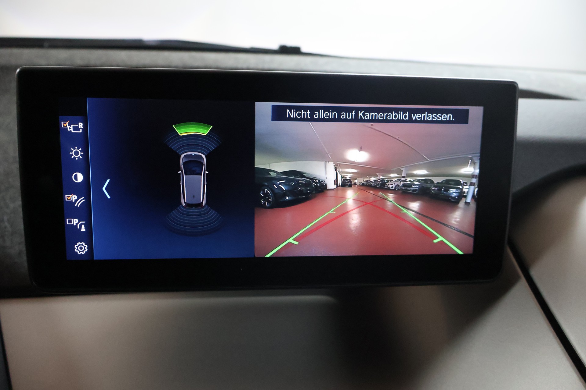 BMW i3s (120Ah)-image-7