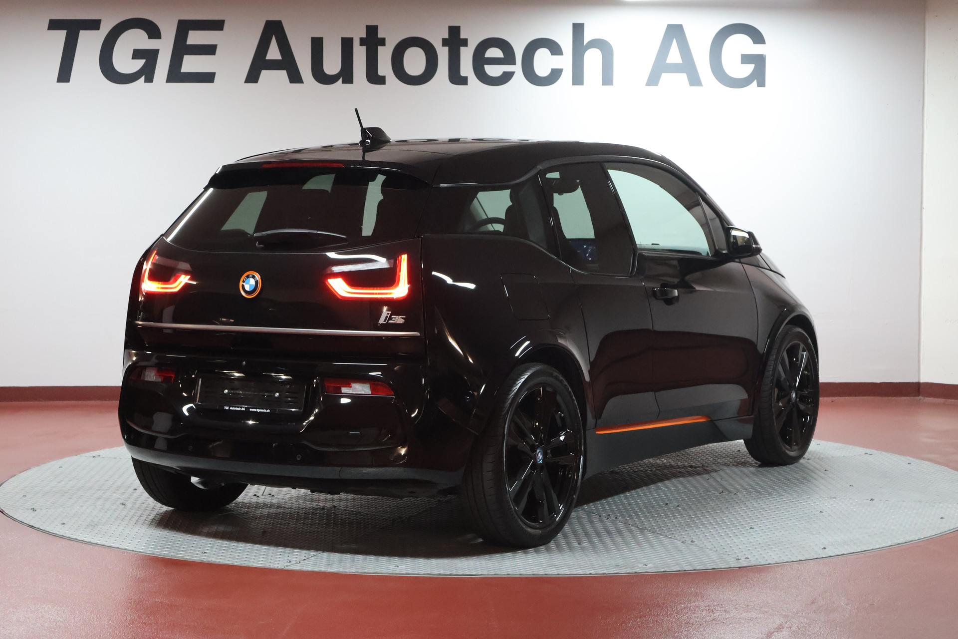 BMW i3s (120Ah)-image-16