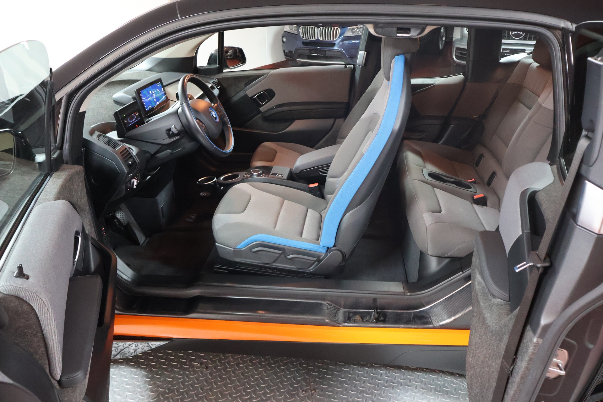 BMW i3s (120Ah)-image-6