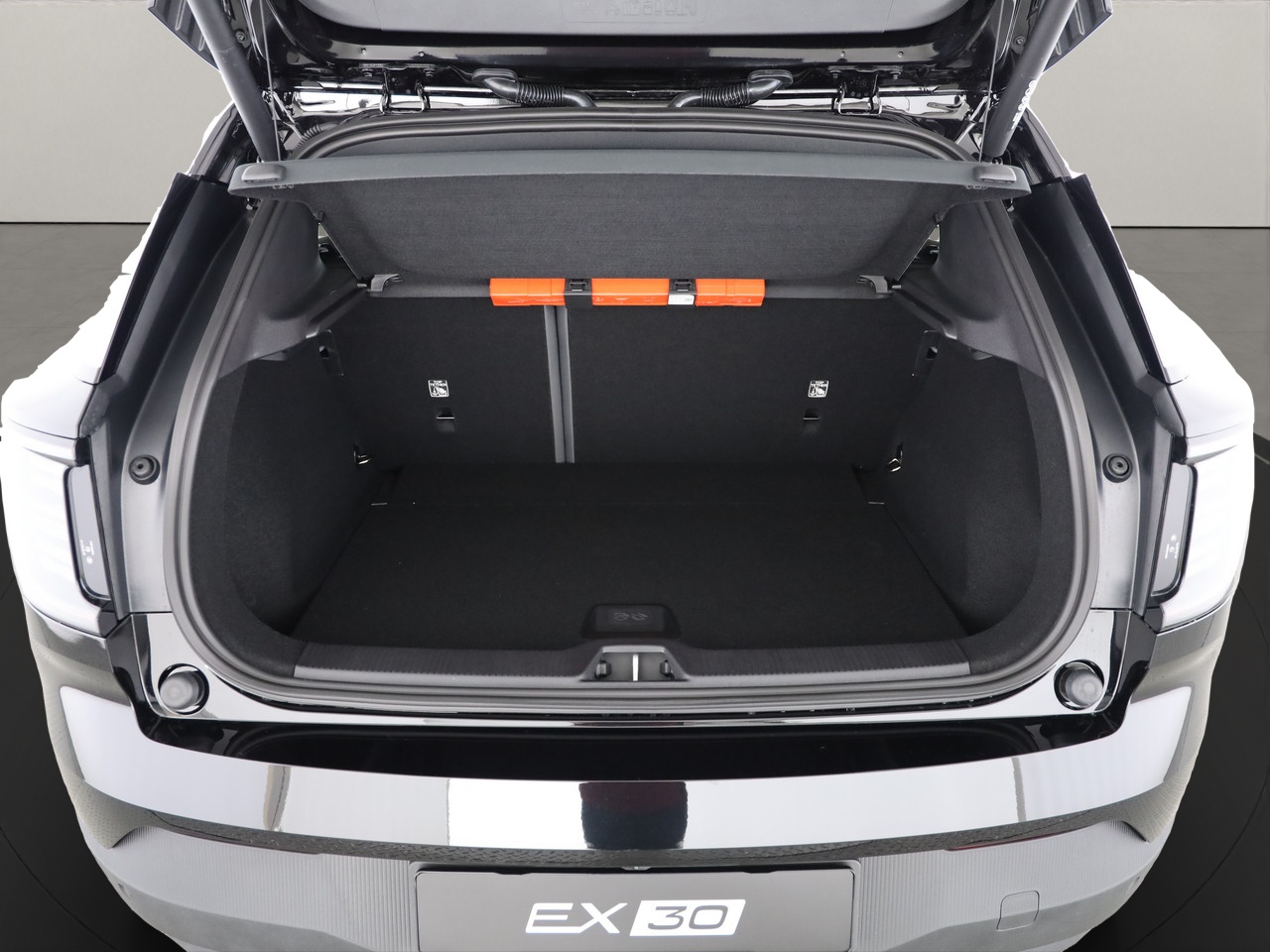 VOLVO EX30 E60 Twin Plus Performance AWD-image-7