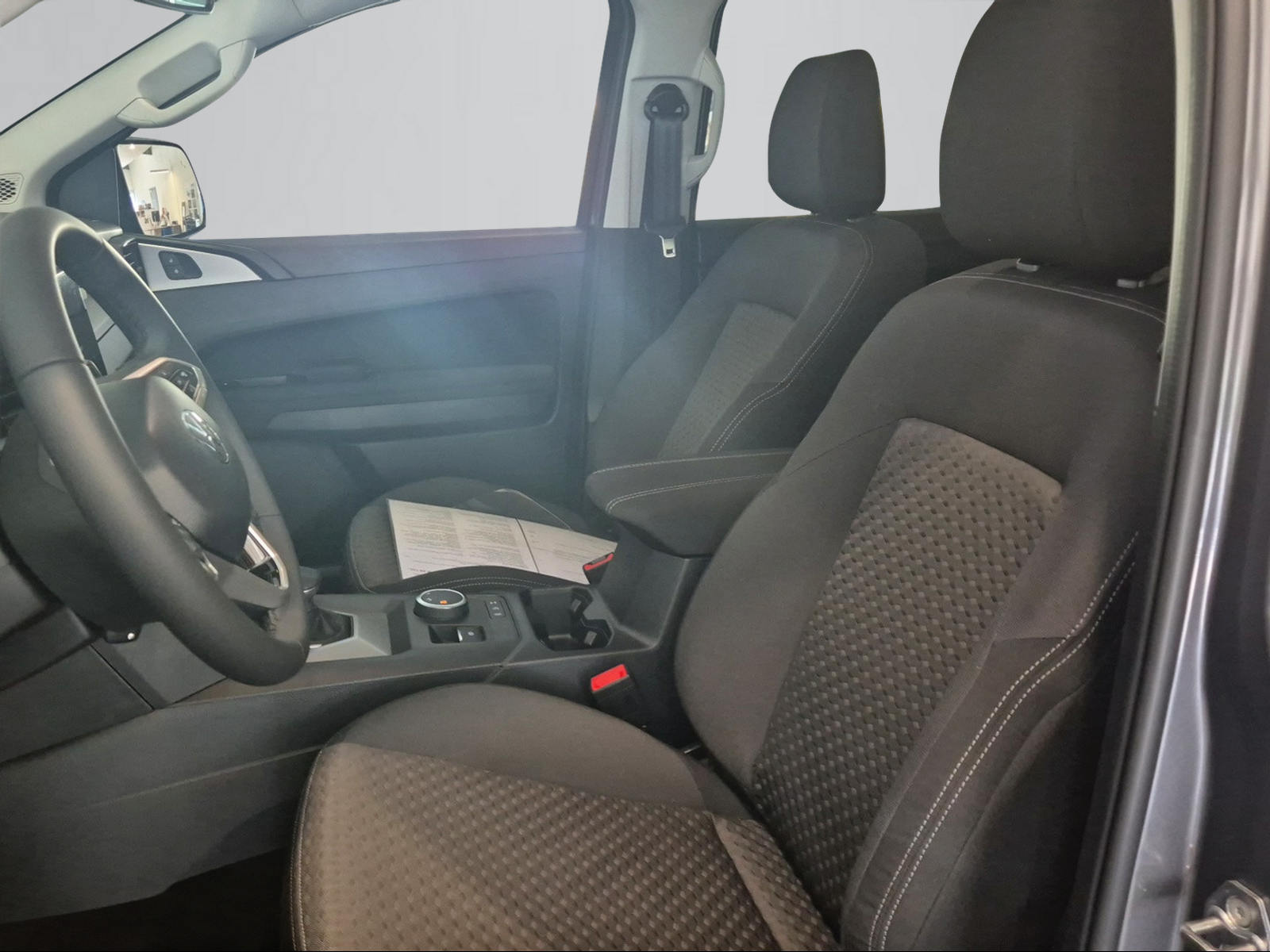 VW Amarok 2.0TDI Life Winter 2-image-8