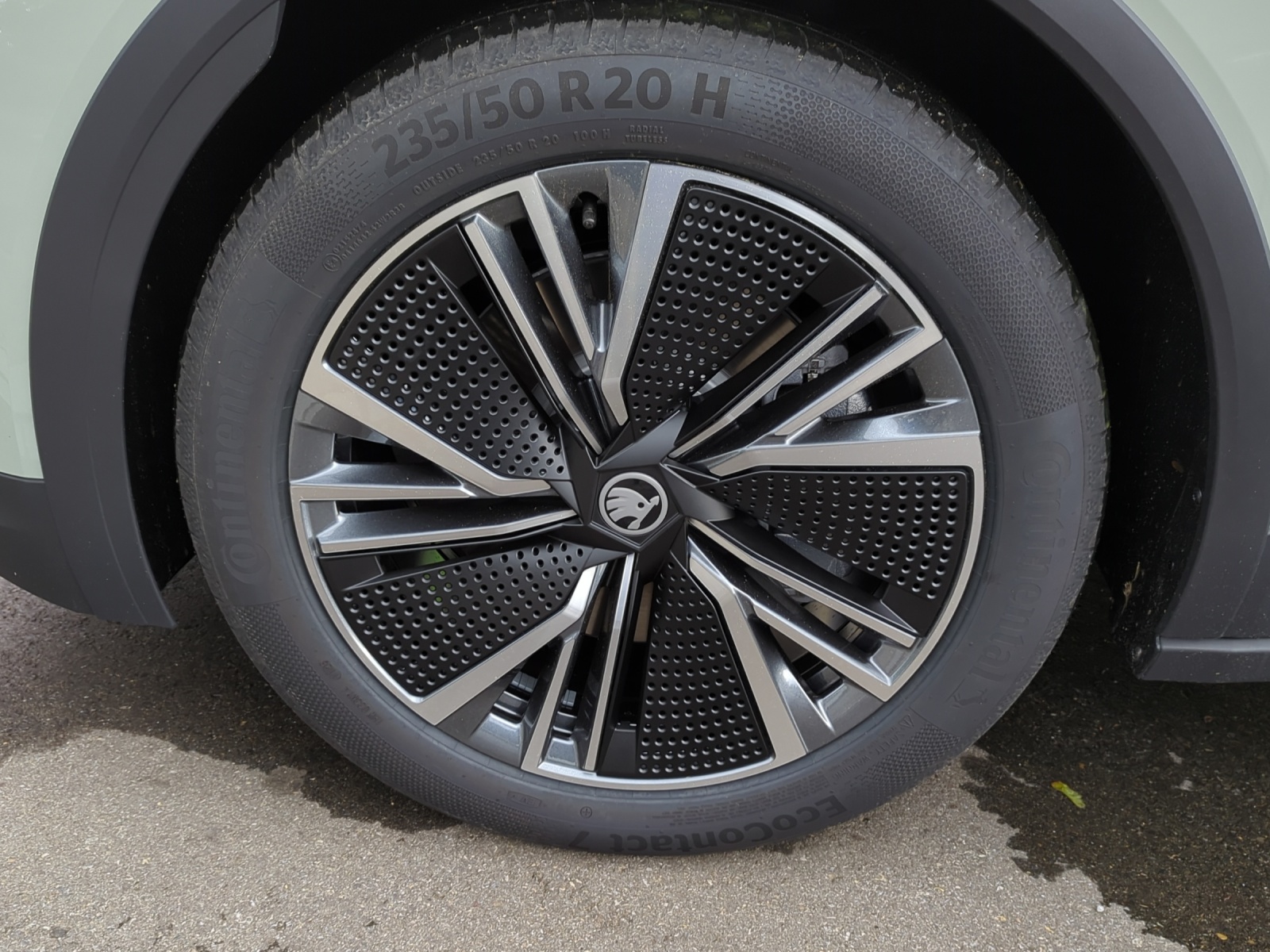 SKODA Elroq 85x 4x4-image-10