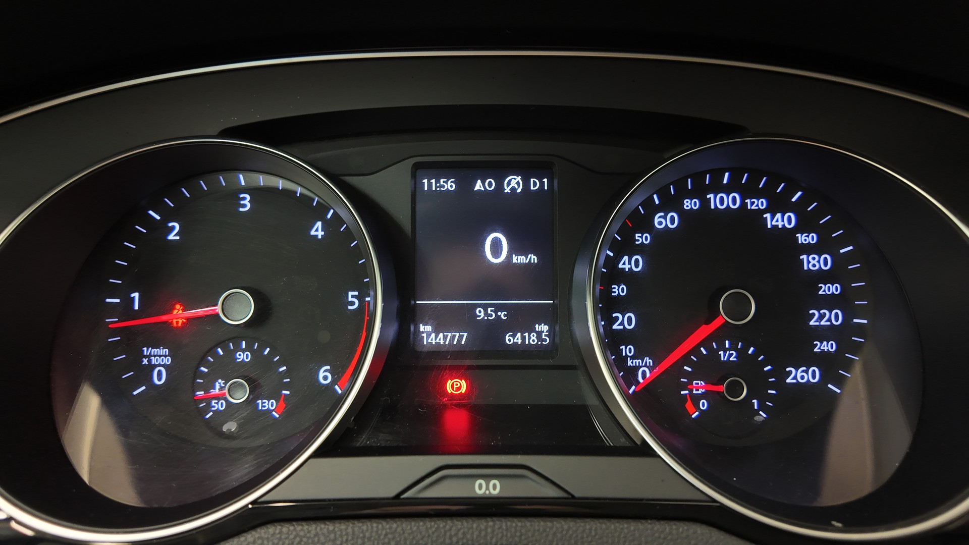 VW Passat Variant 1.6 TDI BMT Comfortline DSG-image-24
