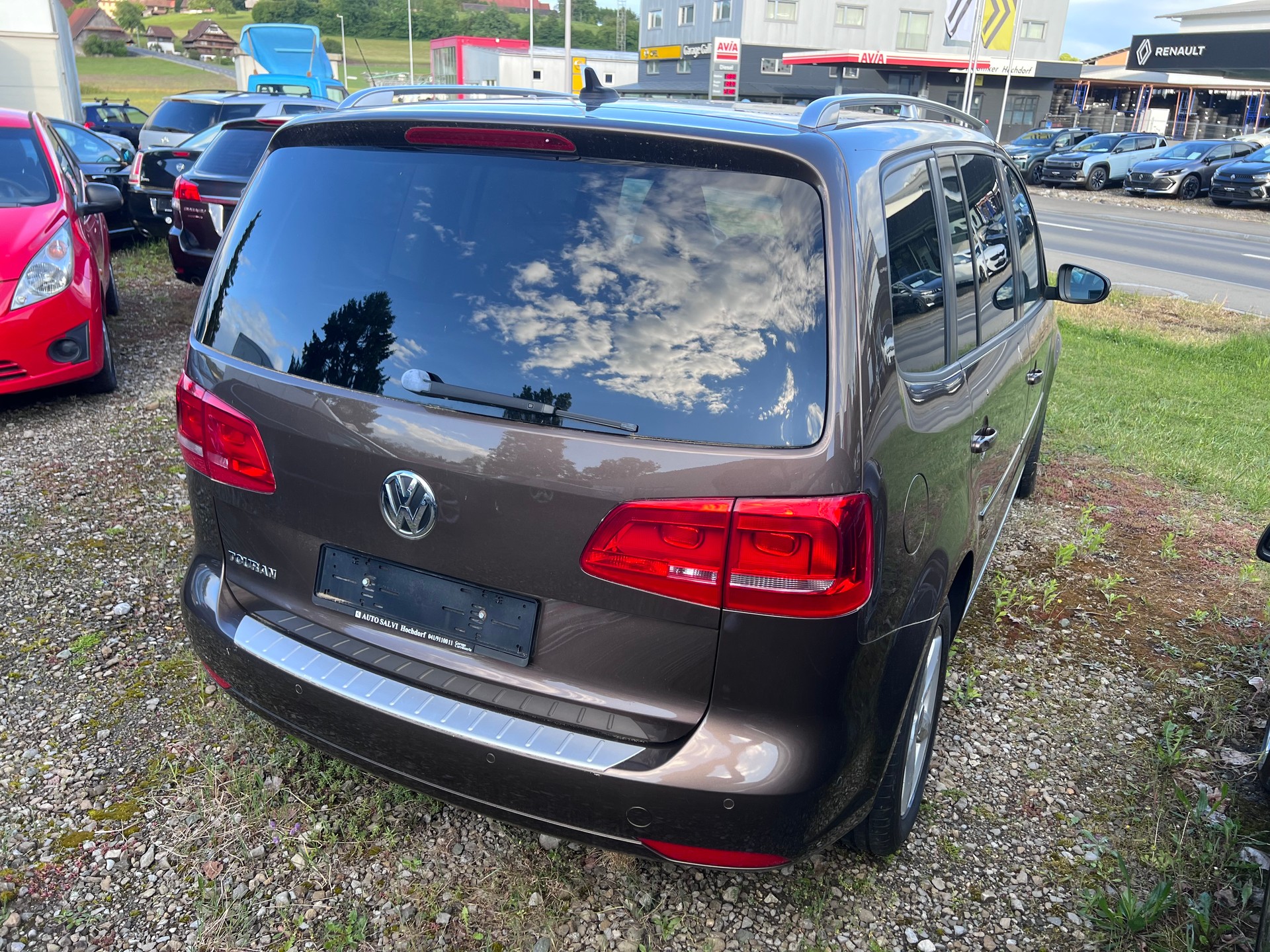 VW Touran 1.6 TDI Comfortline DSG 7-Platz Die Getriebelager sind neu gewechselt, und die Kupplung ist auch neu.-image-3