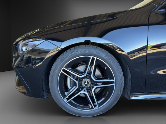 MERCEDES-BENZ CLA 180 7G-DCT-image-4