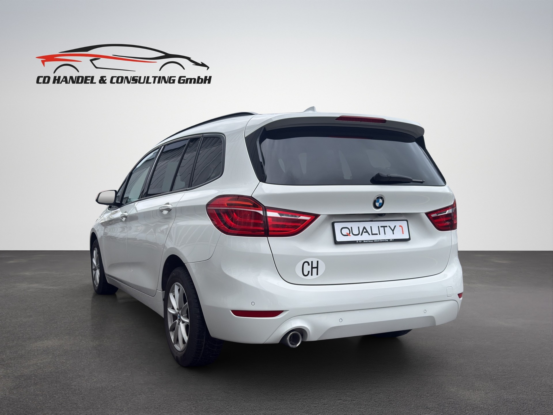 BMW 216d Gran Tourer DKG Luxury Line-image-5