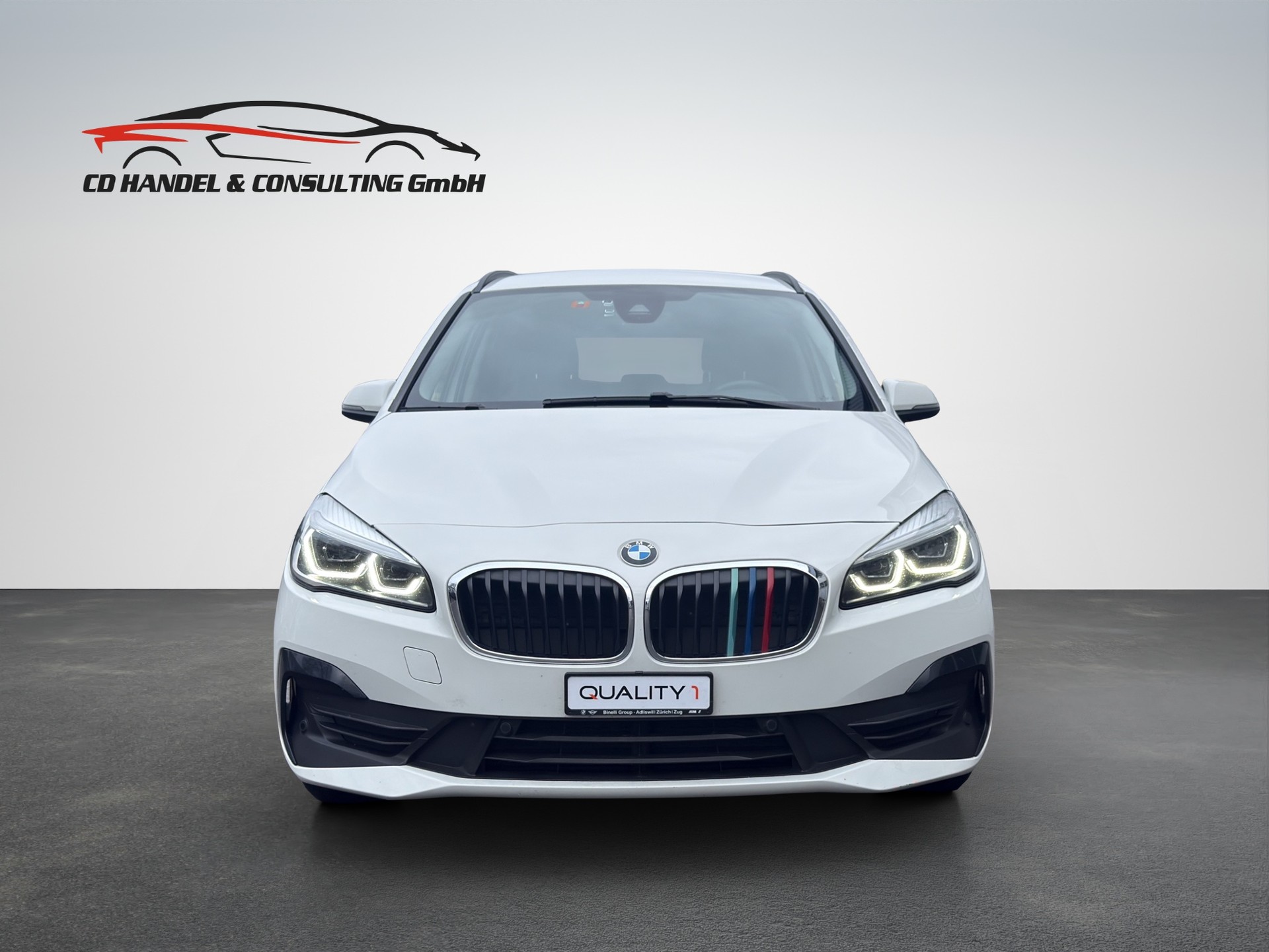 BMW 216d Gran Tourer DKG Luxury Line-image-1