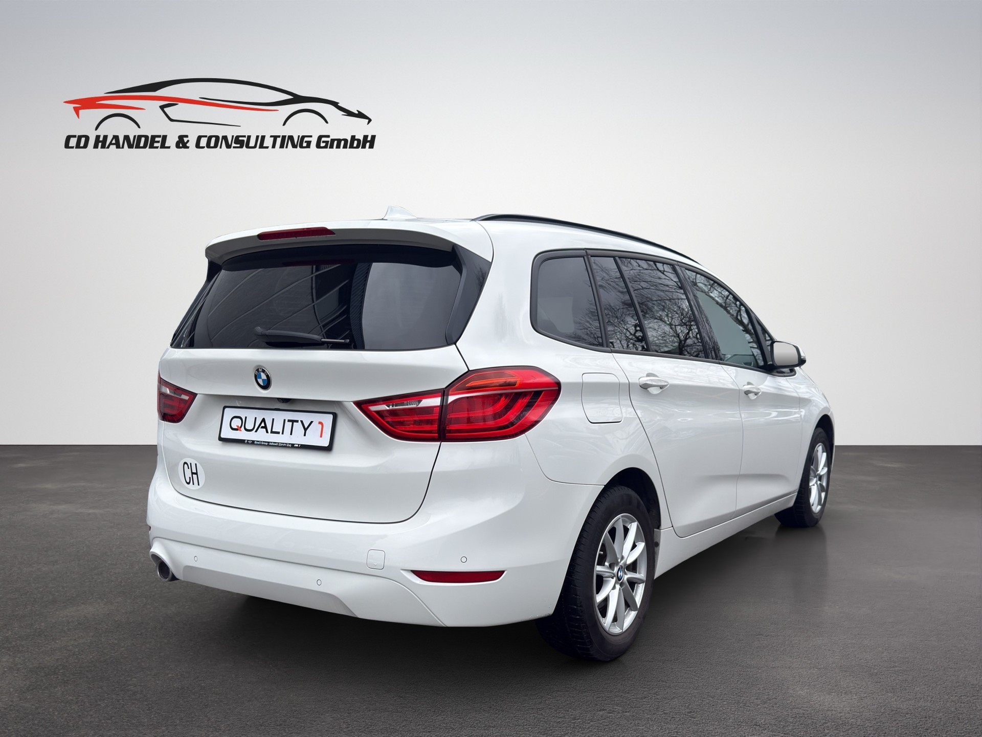 BMW 216d Gran Tourer DKG Luxury Line-image-3