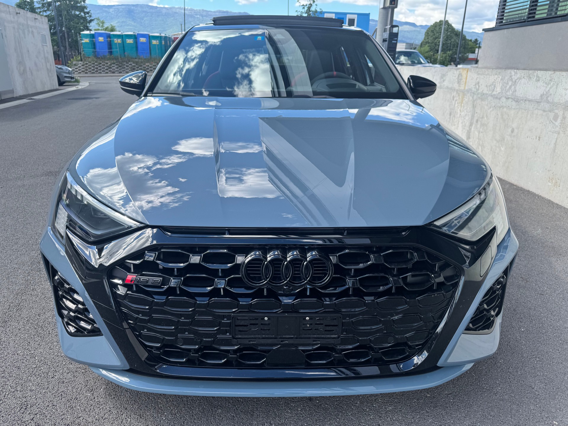 AUDI RS3 Sportback 2.5 TSI quattro S-tronic-image-1
