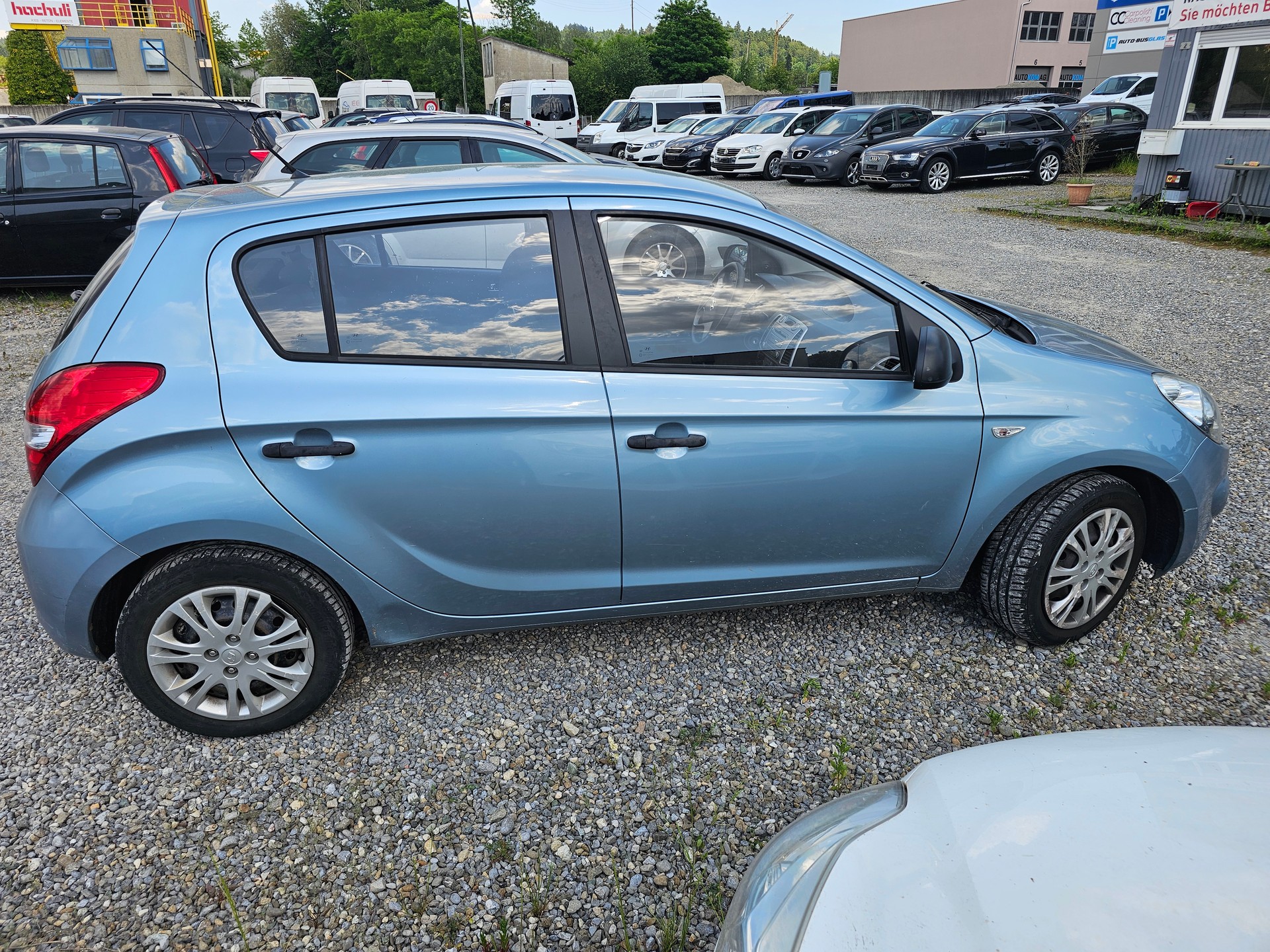 HYUNDAI i20 1.2 Comfort-image-7