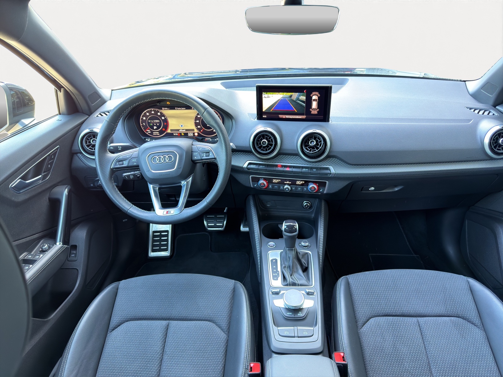 AUDI Q2 35 TFSI S tronic-image-5
