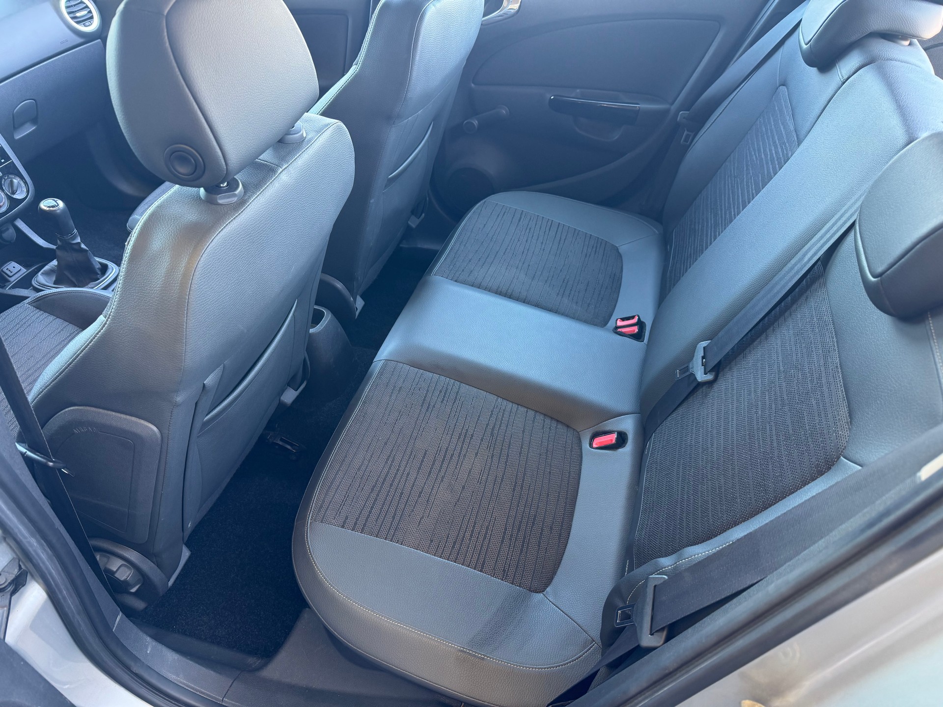OPEL Corsa 1.3 CDTI ecoFLEX Active Edition-image-11
