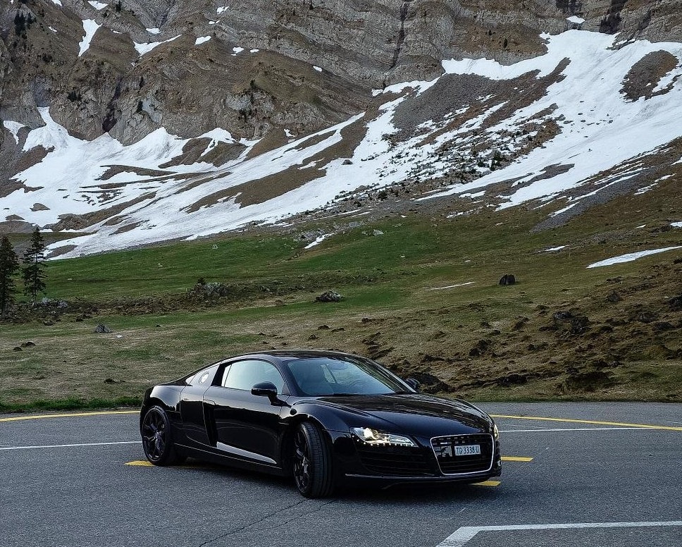 AUDI R8 Coupé 4.2 R-Tronic-image-0