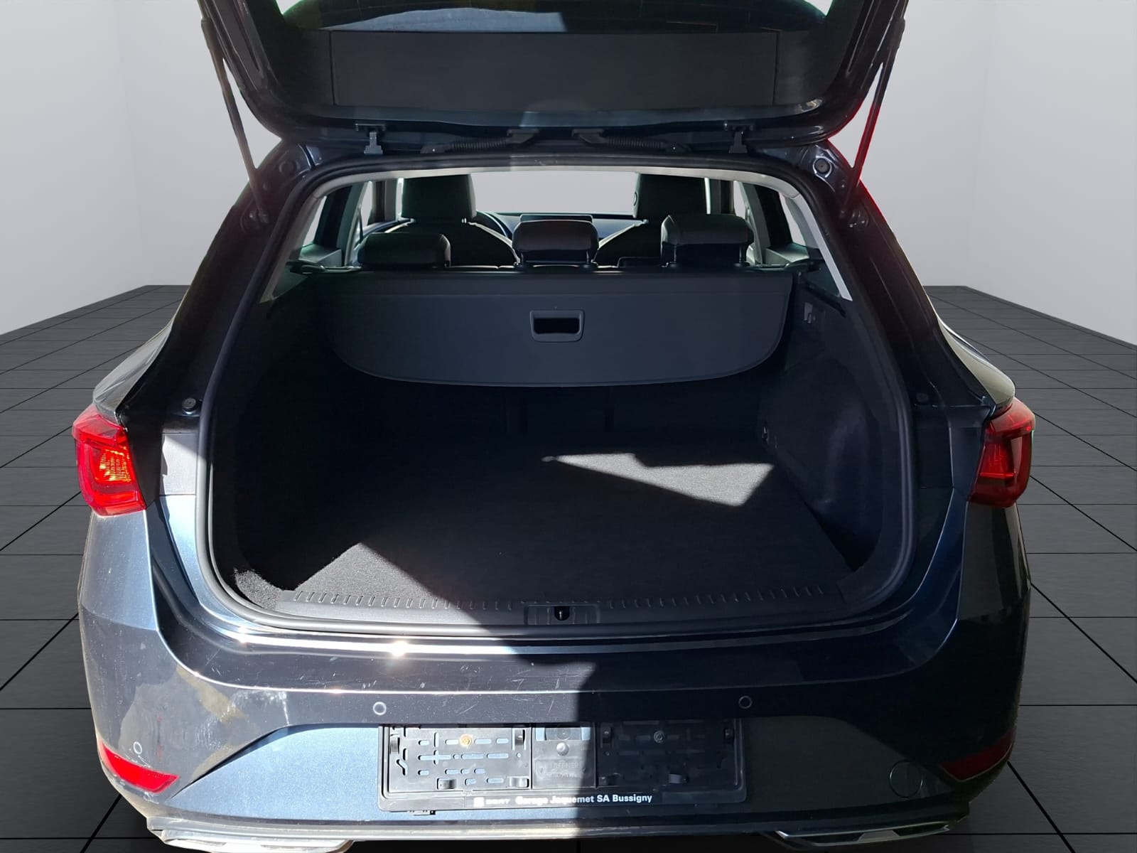SEAT Leon ST 1.4 eHybrid pHEV DSG FR-image-6