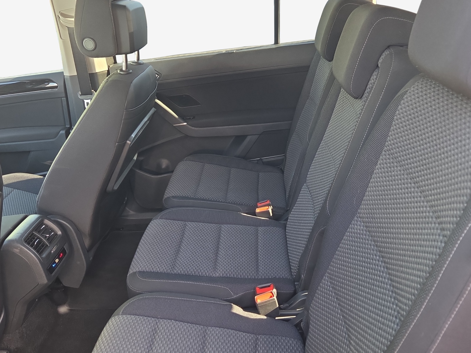 VW Touran 1.5 TSI EVO Comfortline DSG-image-11