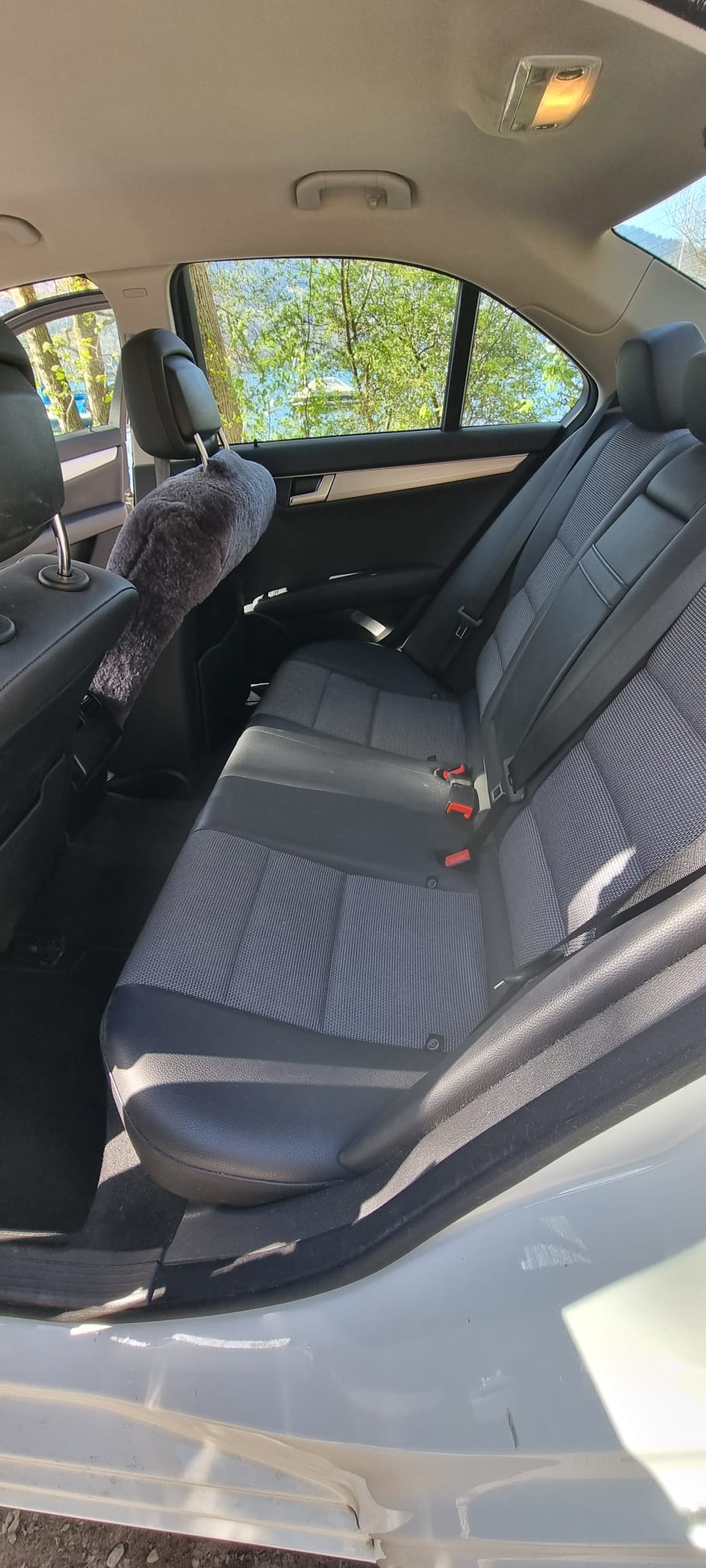 MERCEDES-BENZ C 180-image-4