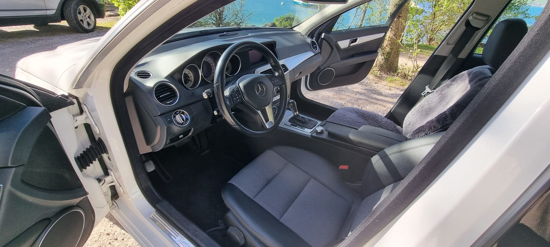 MERCEDES-BENZ C 180-image-3