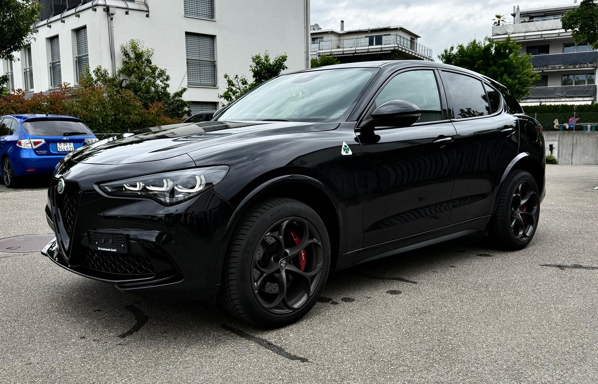 ALFA ROMEO STELVIO 2.9 V6 QUADRIFOGLIO Q4 AT8*EL. PANORAMA-GLASSCHIEBEDACH*8FACH BEREIFT*-image-2