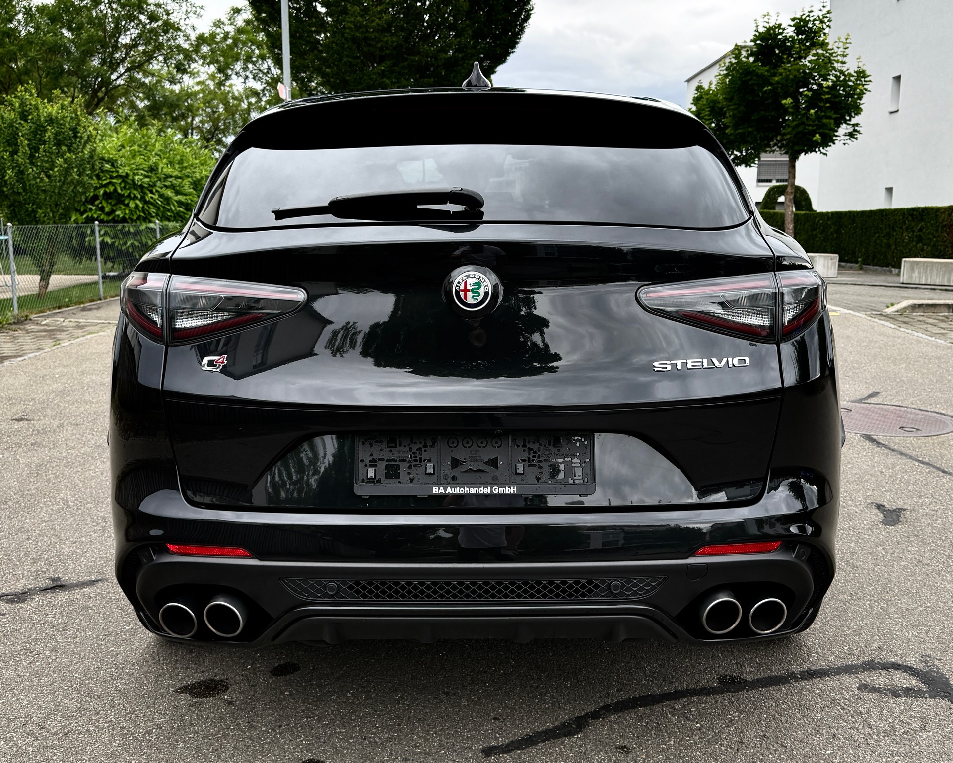 ALFA ROMEO STELVIO 2.9 V6 QUADRIFOGLIO Q4 AT8*EL. PANORAMA-GLASSCHIEBEDACH*8FACH BEREIFT*-image-4