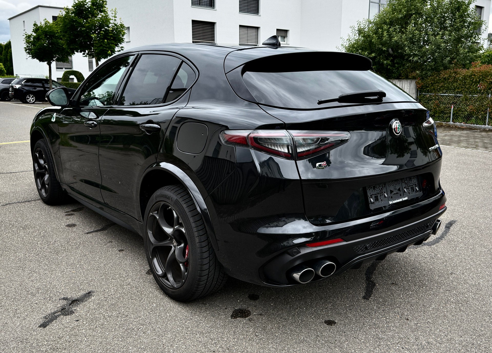 ALFA ROMEO STELVIO 2.9 V6 QUADRIFOGLIO Q4 AT8*EL. PANORAMA-GLASSCHIEBEDACH*8FACH BEREIFT*-image-3