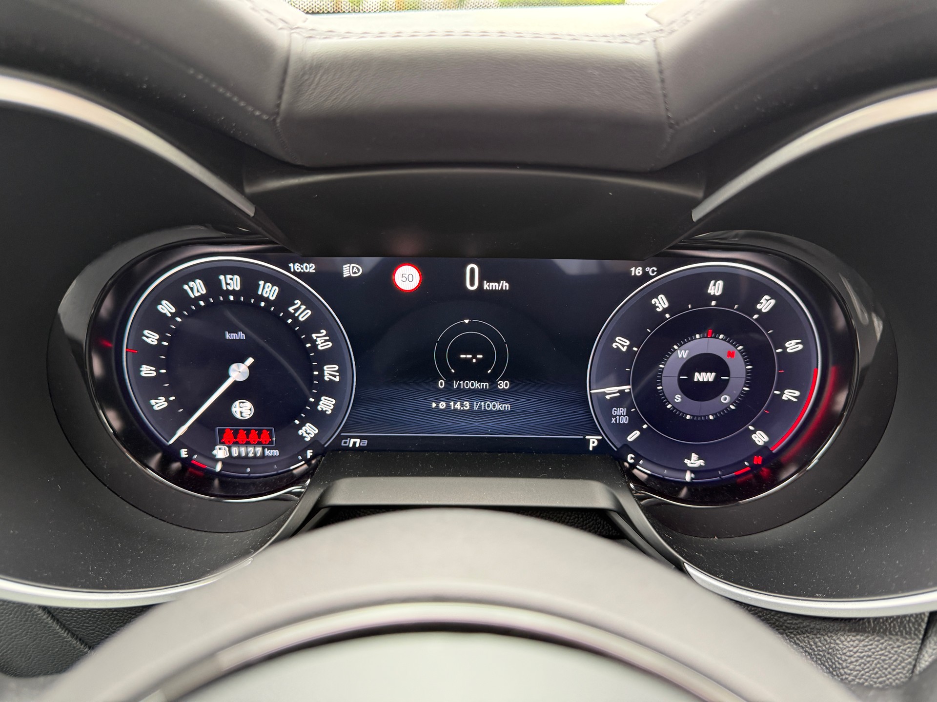 ALFA ROMEO STELVIO 2.9 V6 QUADRIFOGLIO Q4 AT8*EL. PANORAMA-GLASSCHIEBEDACH*8FACH BEREIFT*-image-11