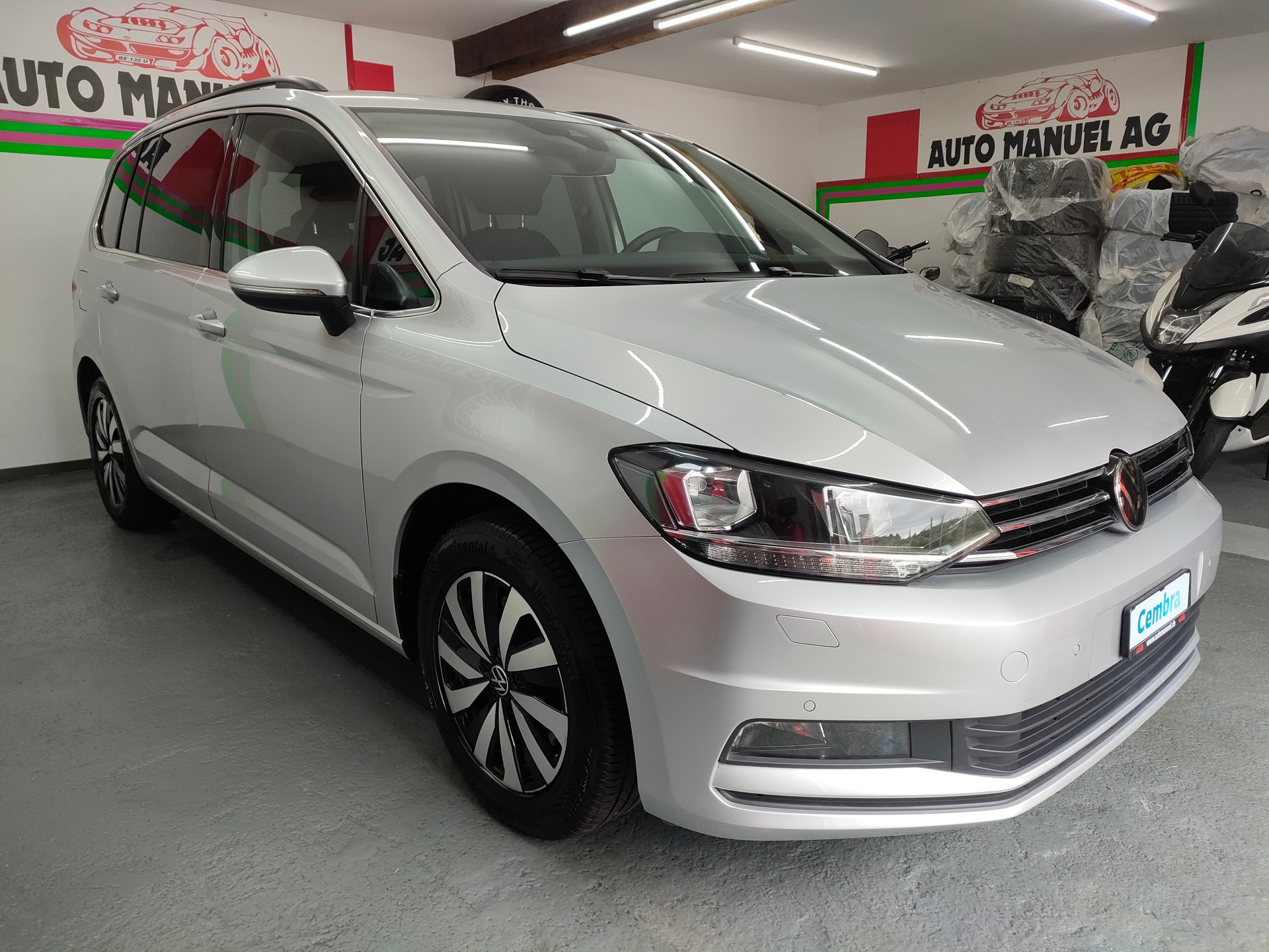 VW Touran 2.0 TDI BlueMotion Technology Comfortline DSG-image-1