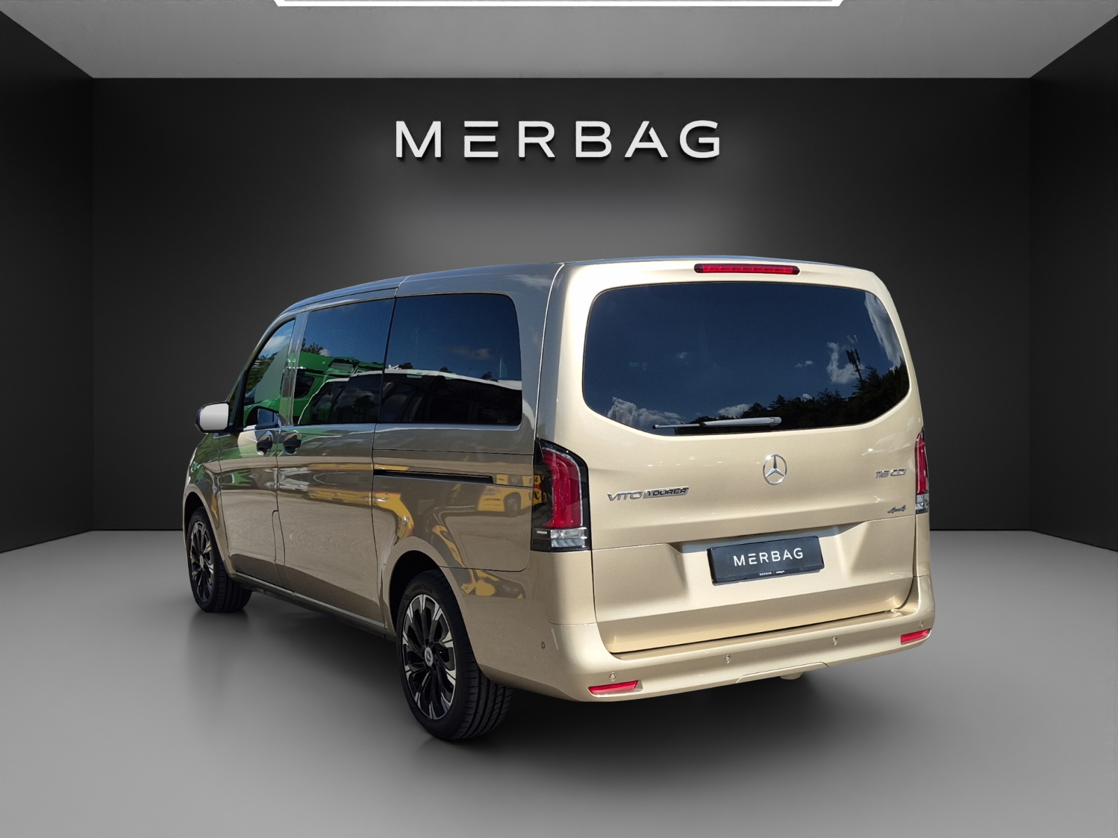 MERCEDES-BENZ Vito 116 CDI Lang Tourer 9G-Tronic 4M Select-image-3