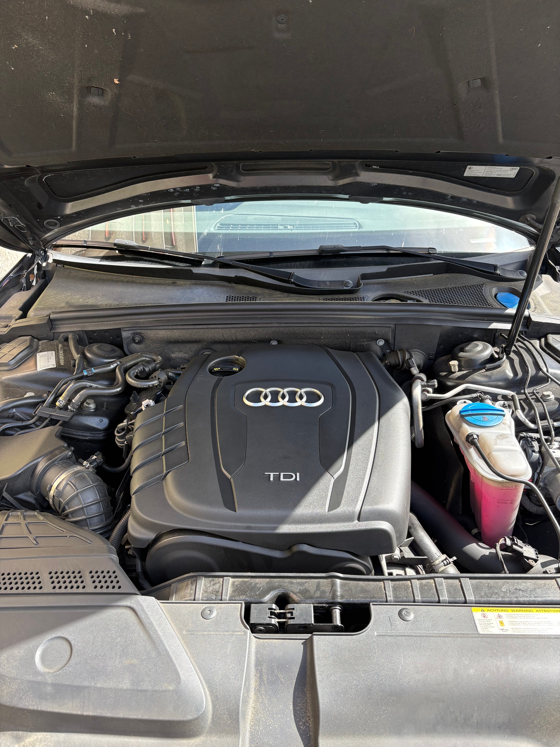 AUDI A4 2.0 TDI 150 M-Tronic-image-5