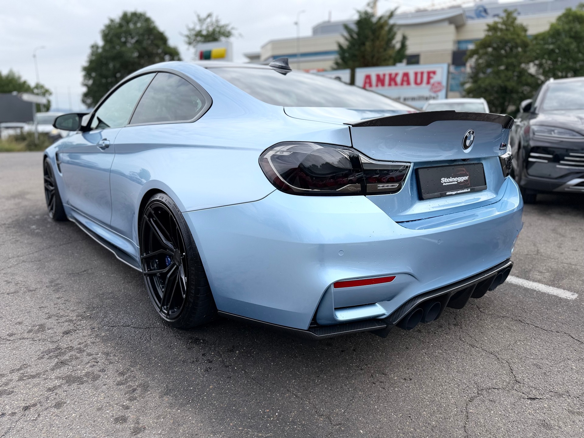BMW M4 Coupé Competition DKG-image-7