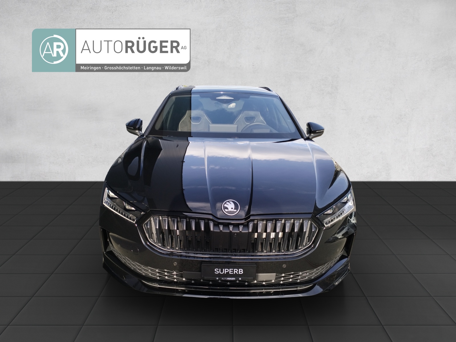 SKODA Superb Combi 2.0 TDi Sportline 4x4 DSG-image-1
