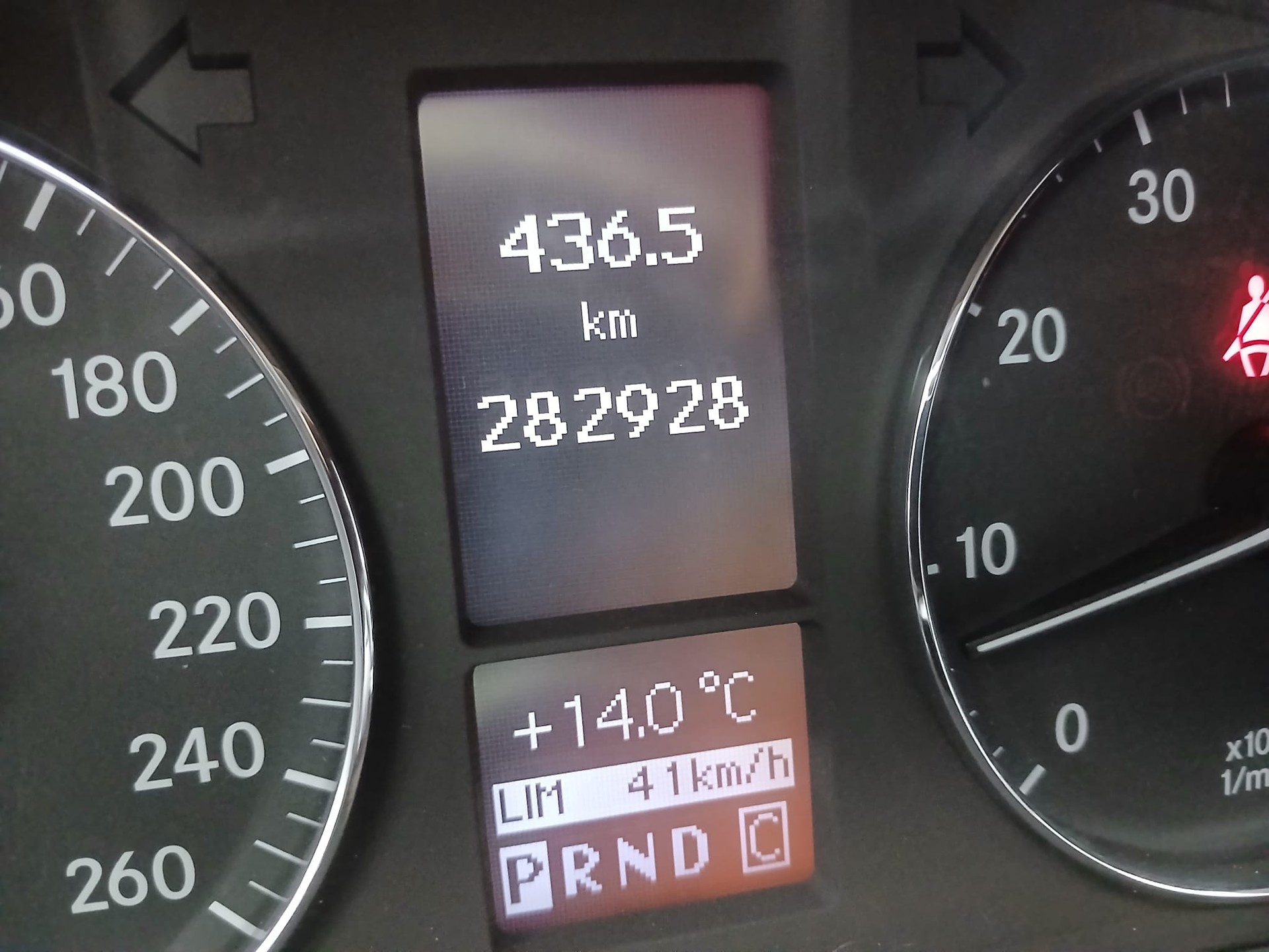 MERCEDES-BENZ C 240 Elégance 4Matic Automatic-image-9