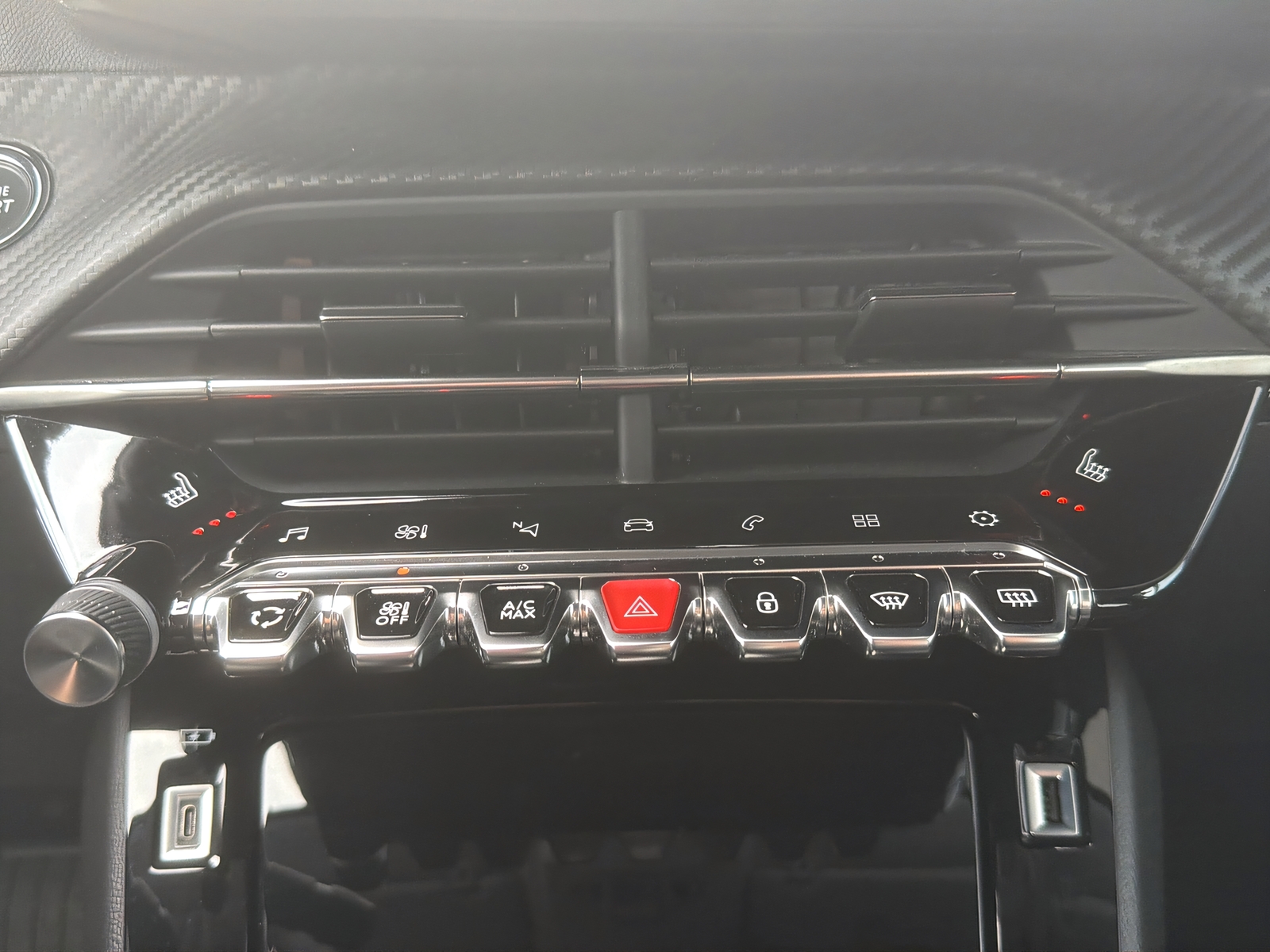 PEUGEOT 208 1.2 PureTech Allure Pack EAT8-image-15