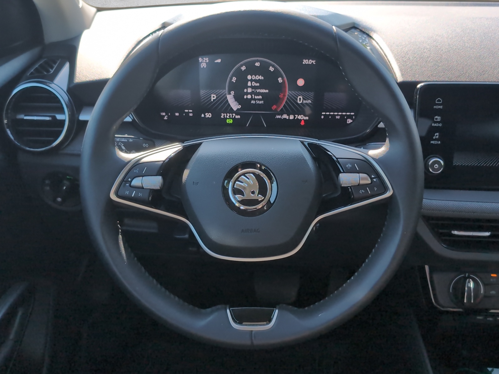 SKODA Fabia 1.0 TSI Selection DSG-image-10