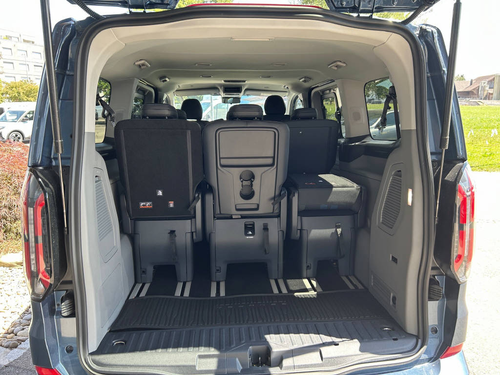 FORD Tourneo Custom Bus 320 L1 2.0 EcoBlue 170 Sport-image-4