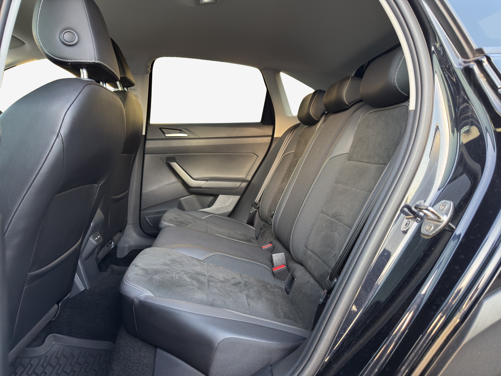 VW Taigo 1.5 TSI Style DSG-image-11