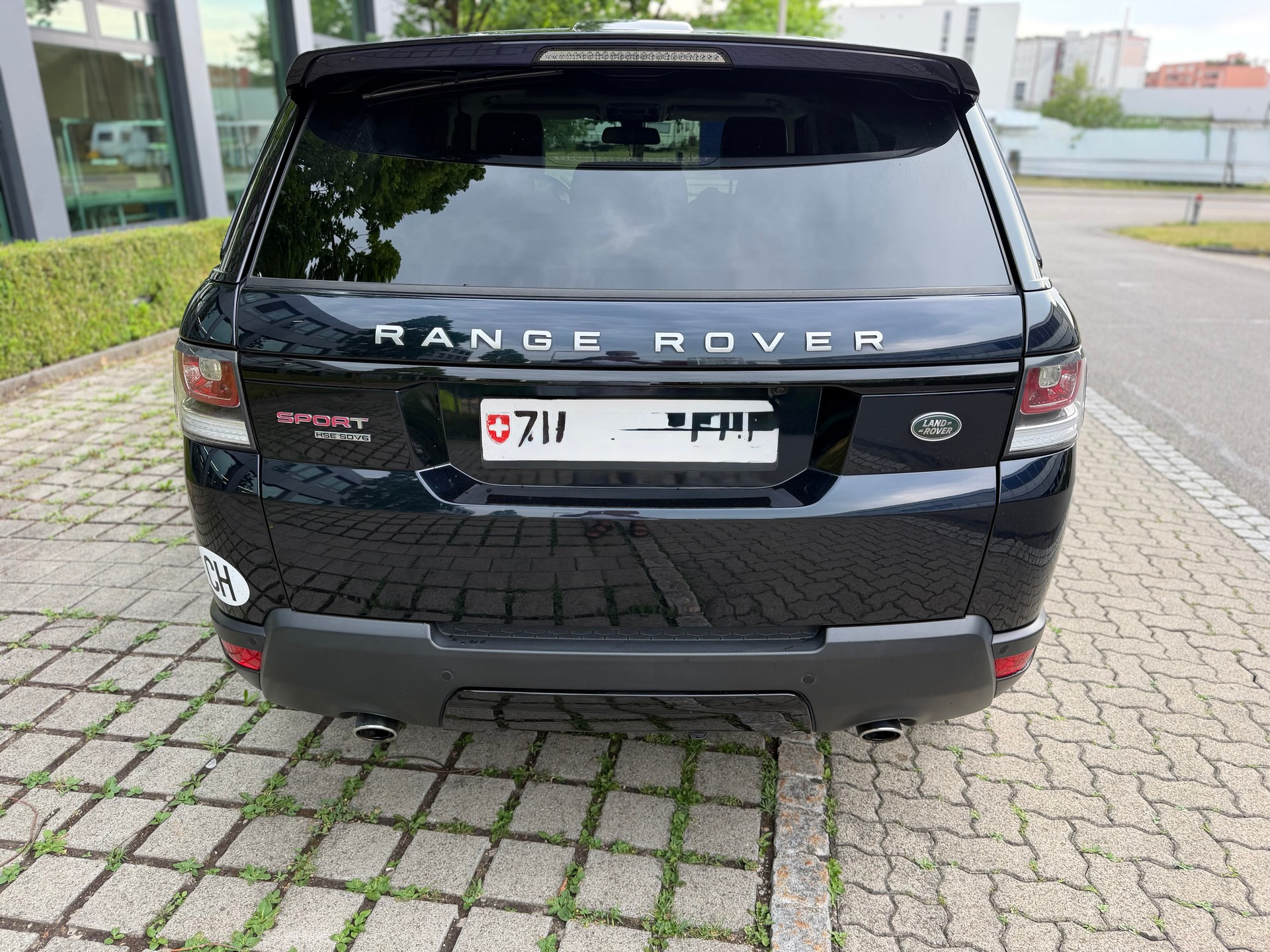 LAND ROVER Range Rover Sport 3.0 SDV6 SE Automatic-image-5