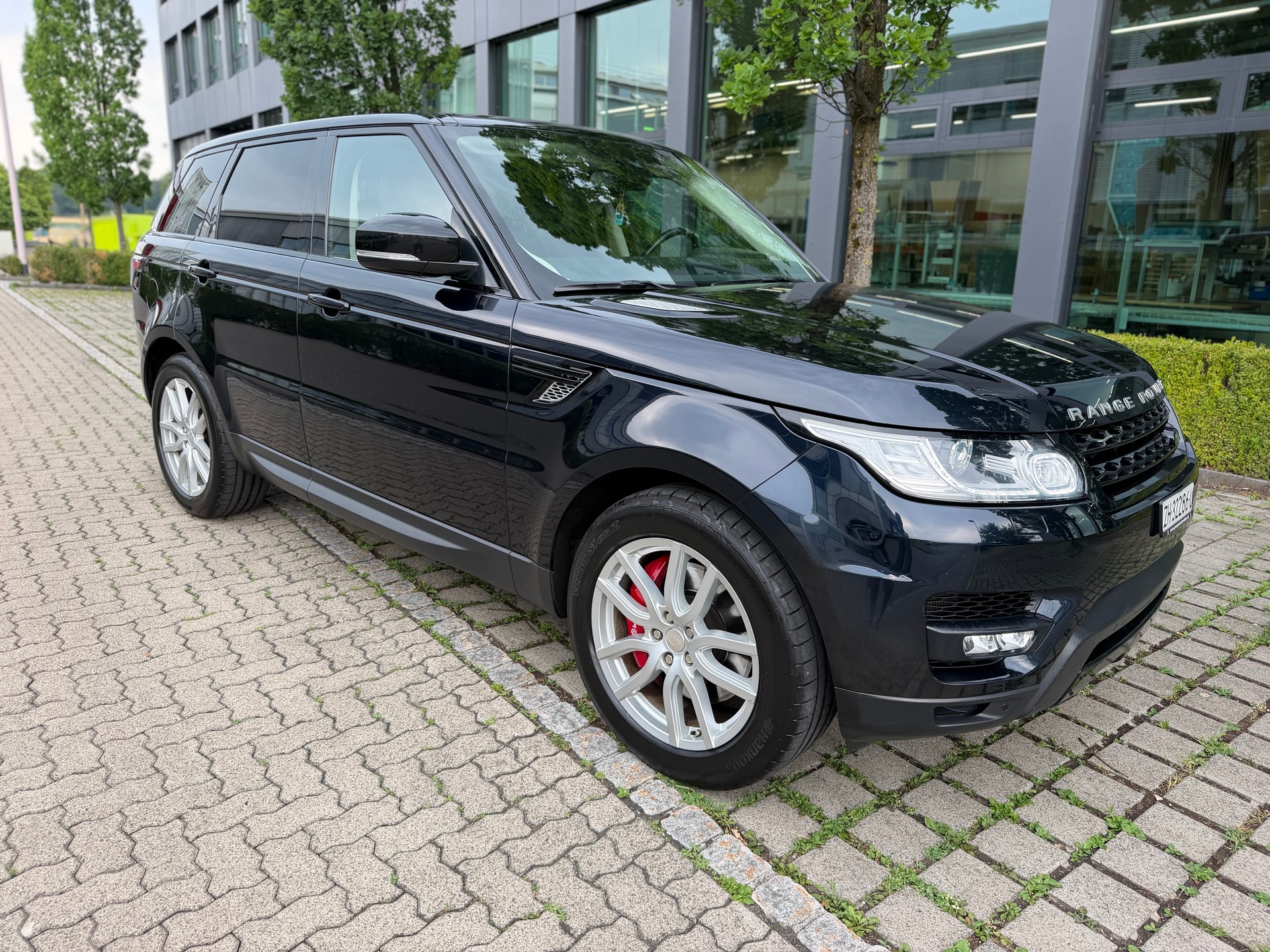 LAND ROVER Range Rover Sport 3.0 SDV6 SE Automatic-image-2