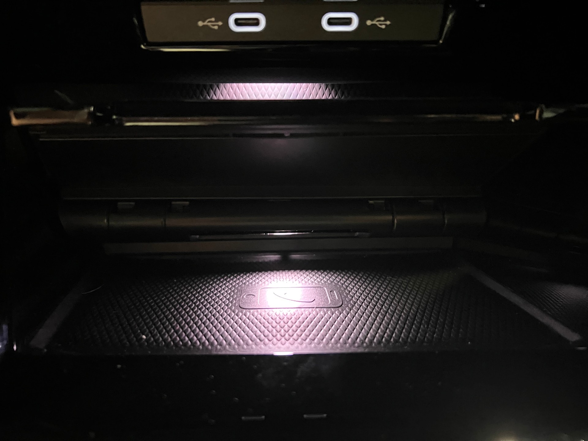 VW Golf 2.0 TSI R DSG 4Motion-image-26