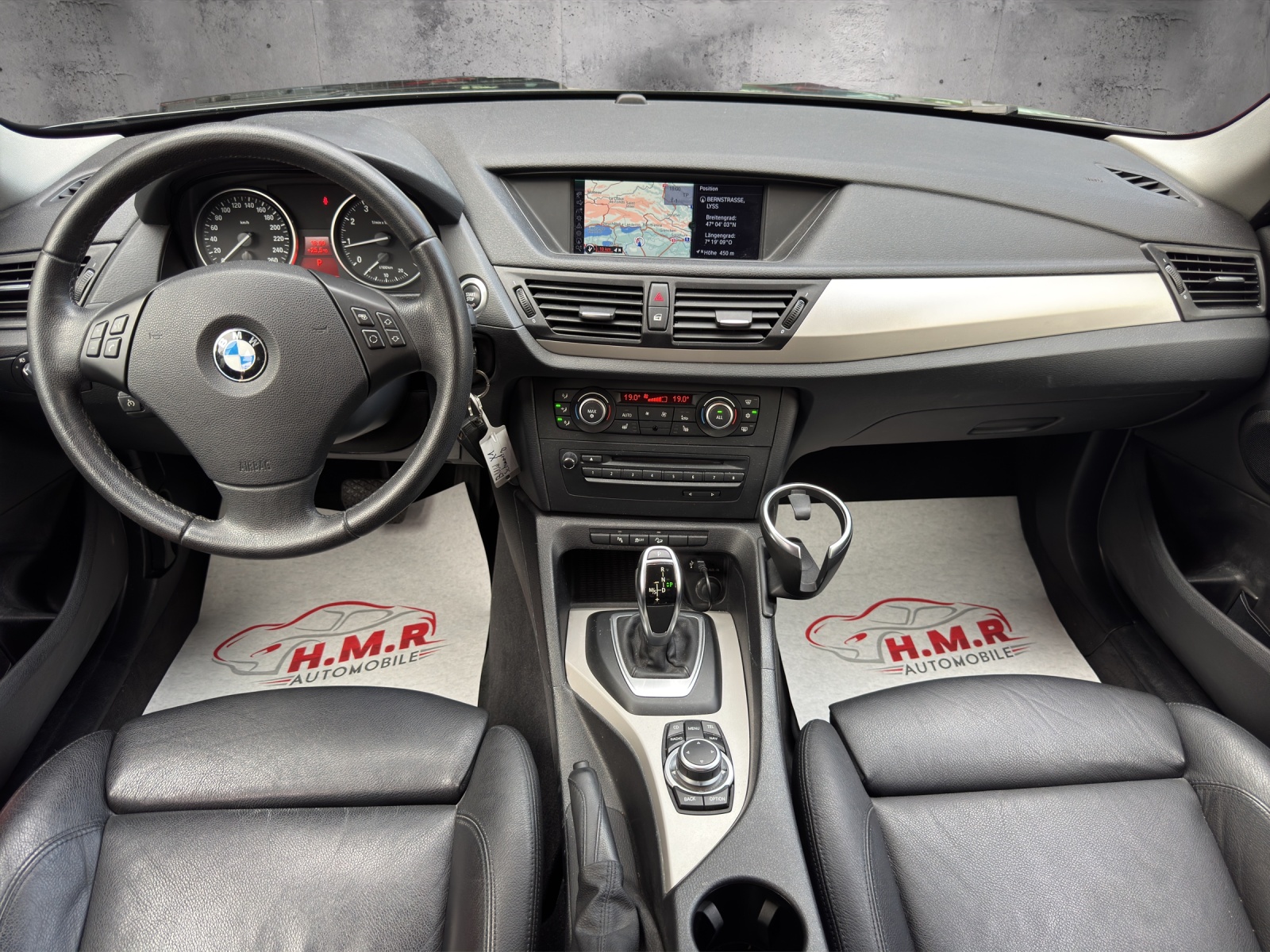 BMW X1 xDrive 28i Steptronic-image-9