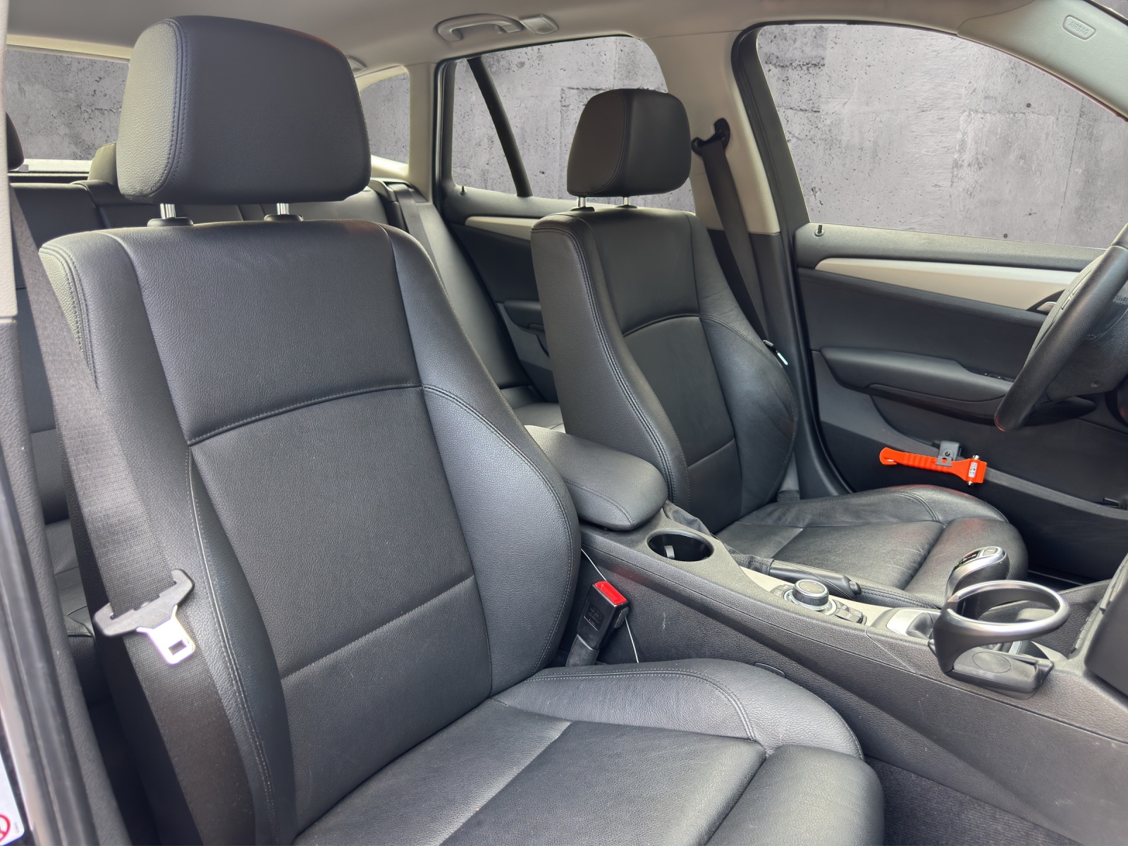 BMW X1 xDrive 28i Steptronic-image-13