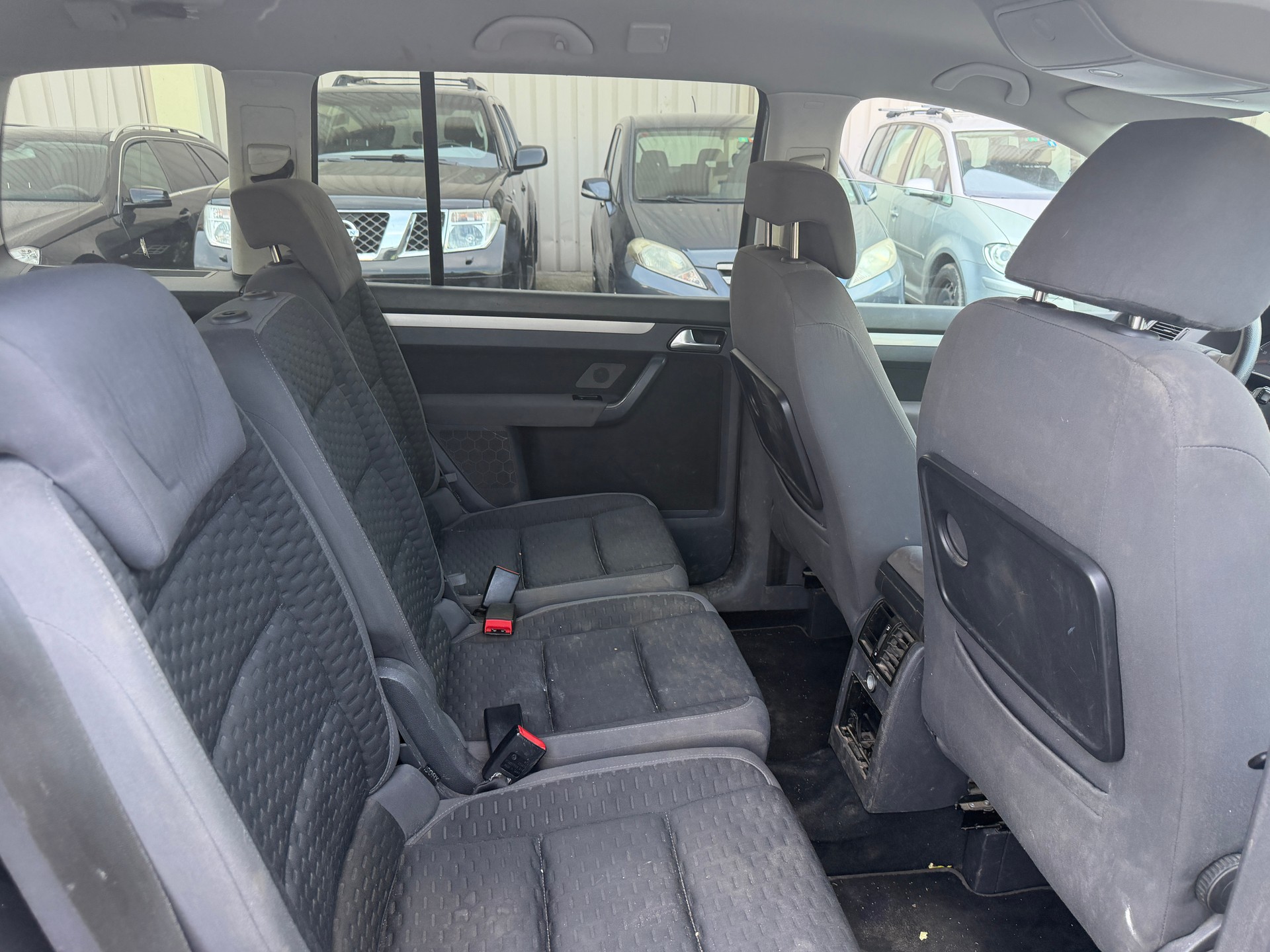 VW Touran 1.4 TSI Trendline-image-9