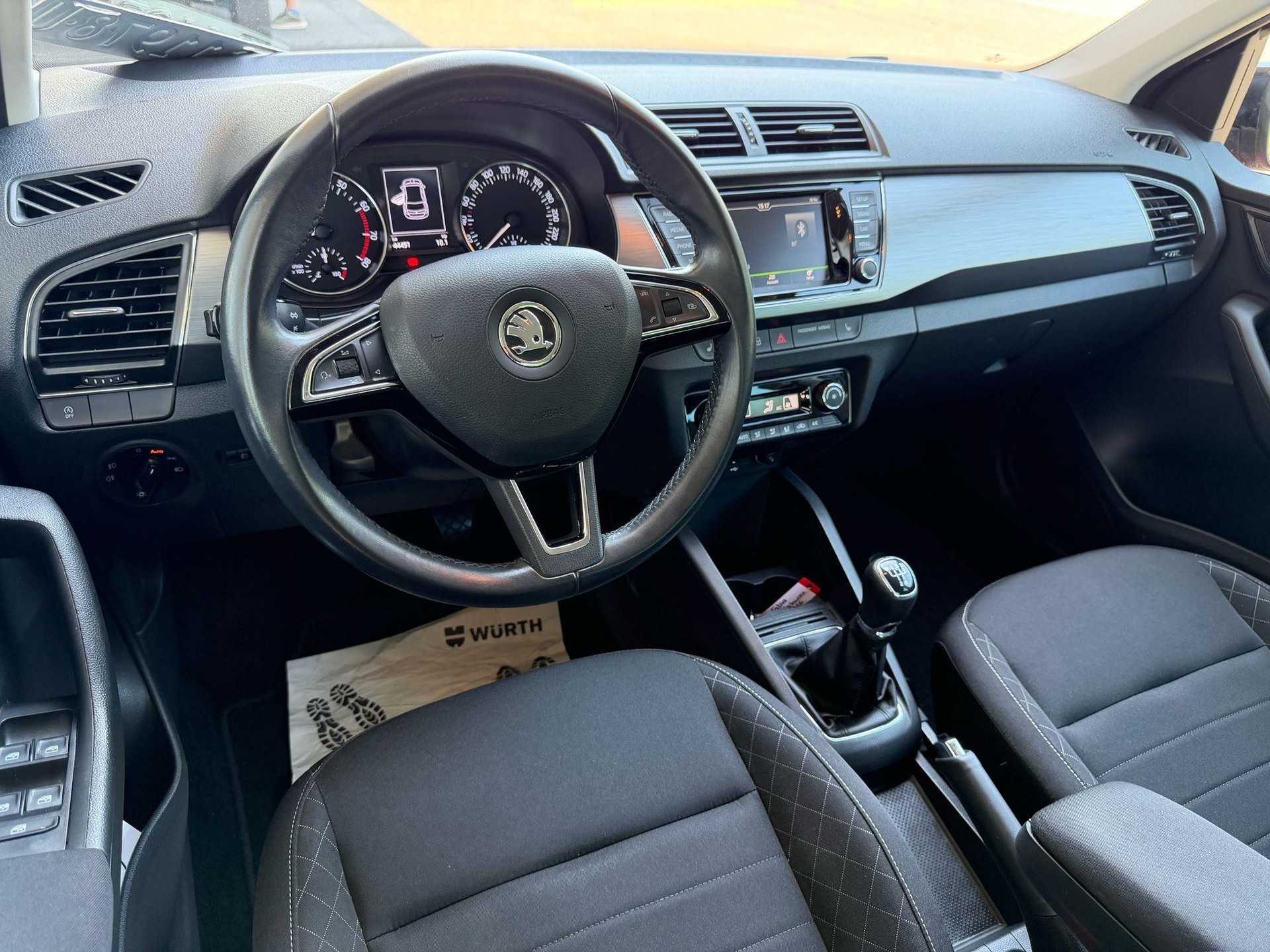 SKODA Fabia 1.2 TSI Style-image-7