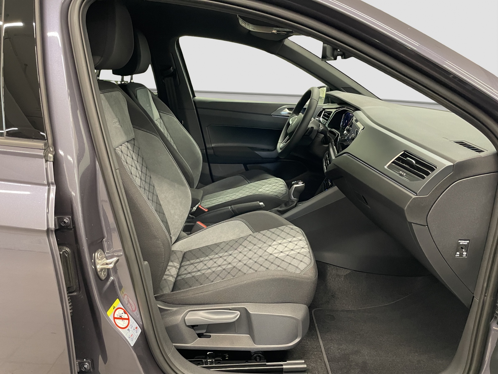 VW Polo 1.0 TSI R-Line United DSG-image-13