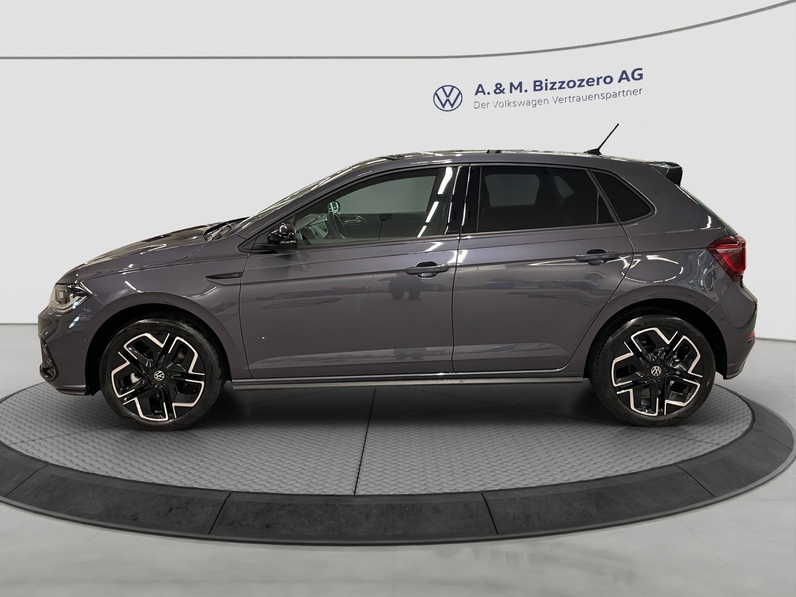 VW Polo 1.0 TSI R-Line United DSG-showroom-element-1