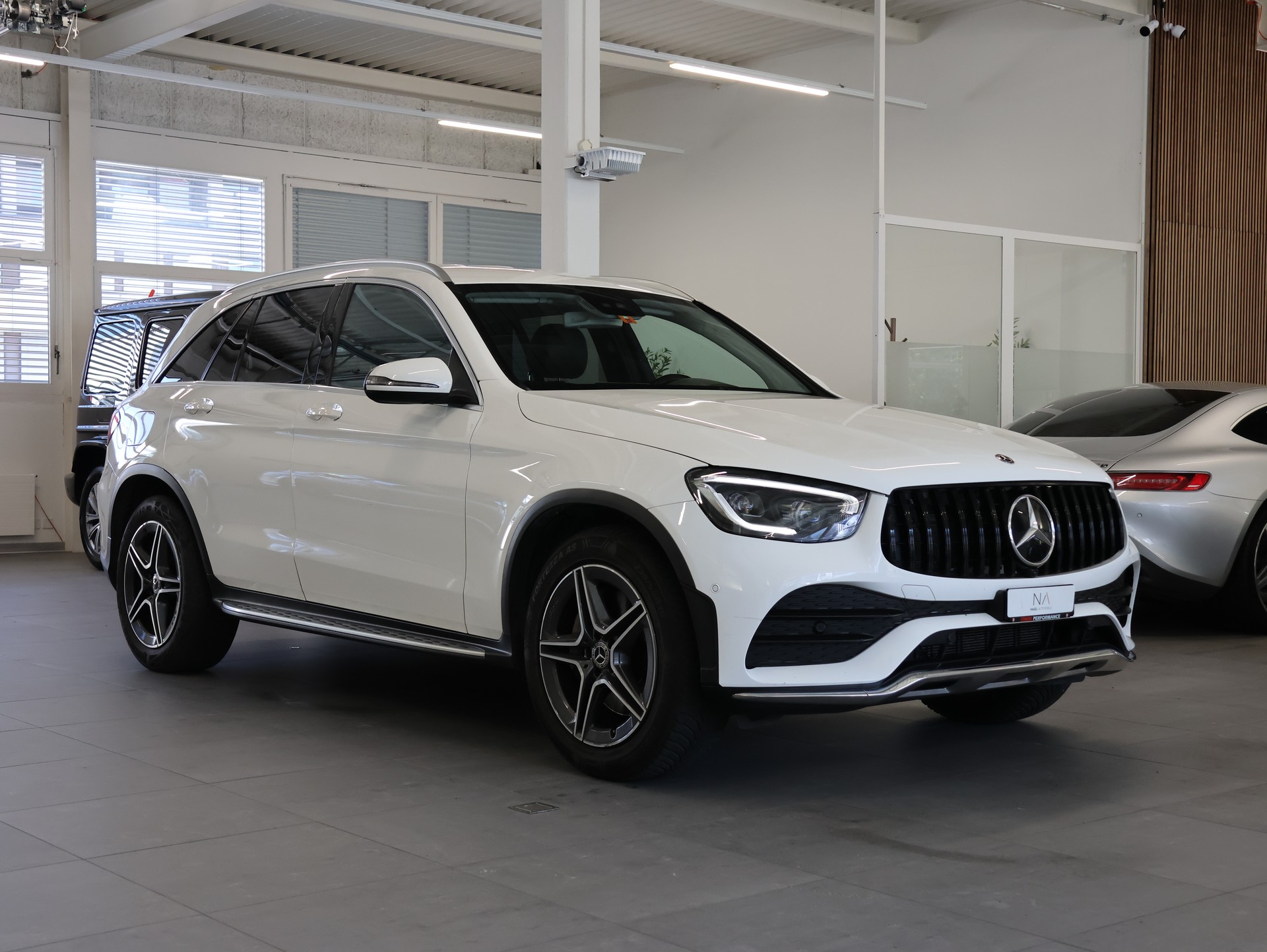 MERCEDES-BENZ GLC 200 AMG Line 4Matic 9G-Tronic *Rückfahrkamera* *Sitzheizung*-image-1