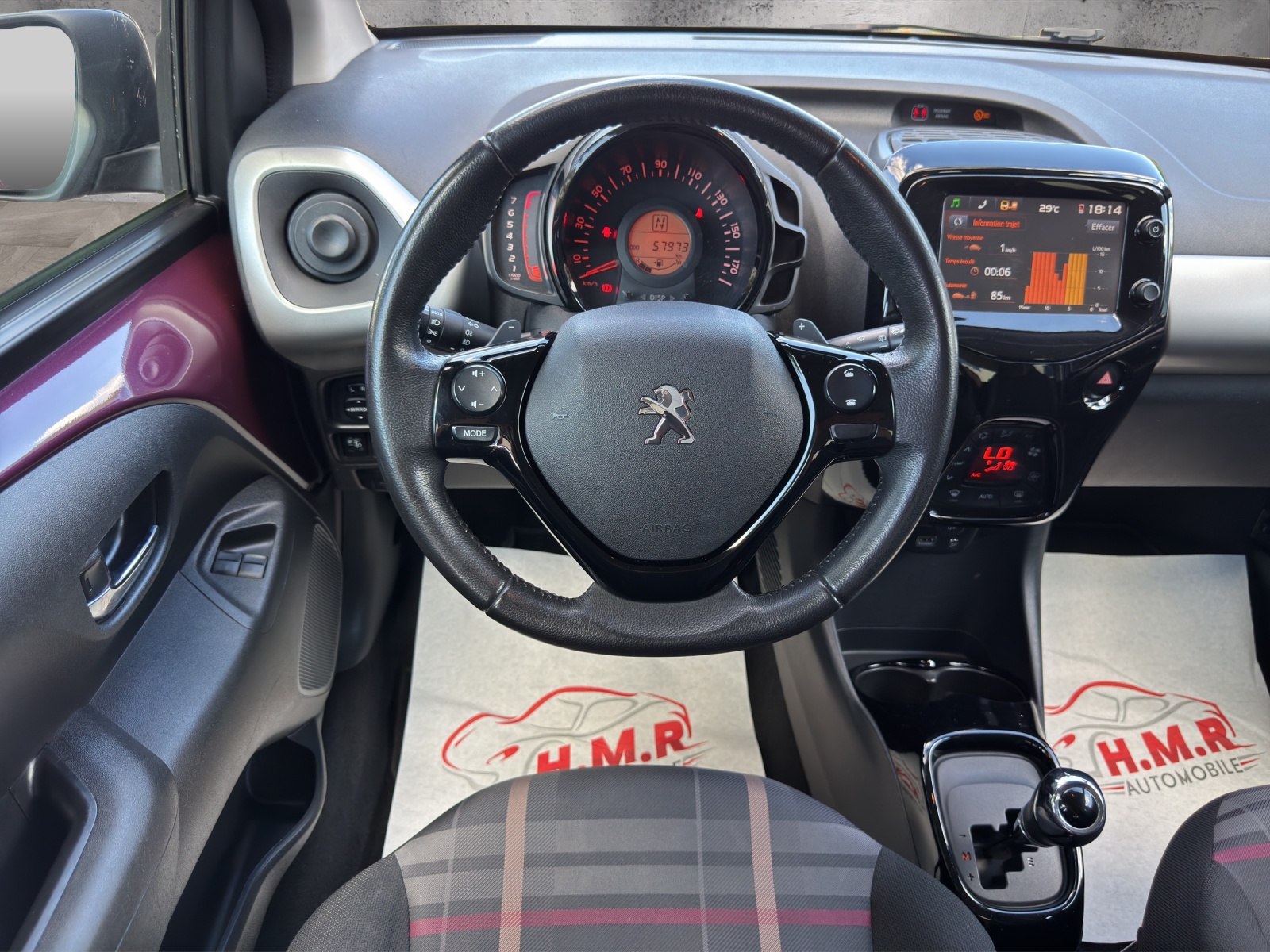 PEUGEOT 108 1.0 VTi Allure ETG-image-11