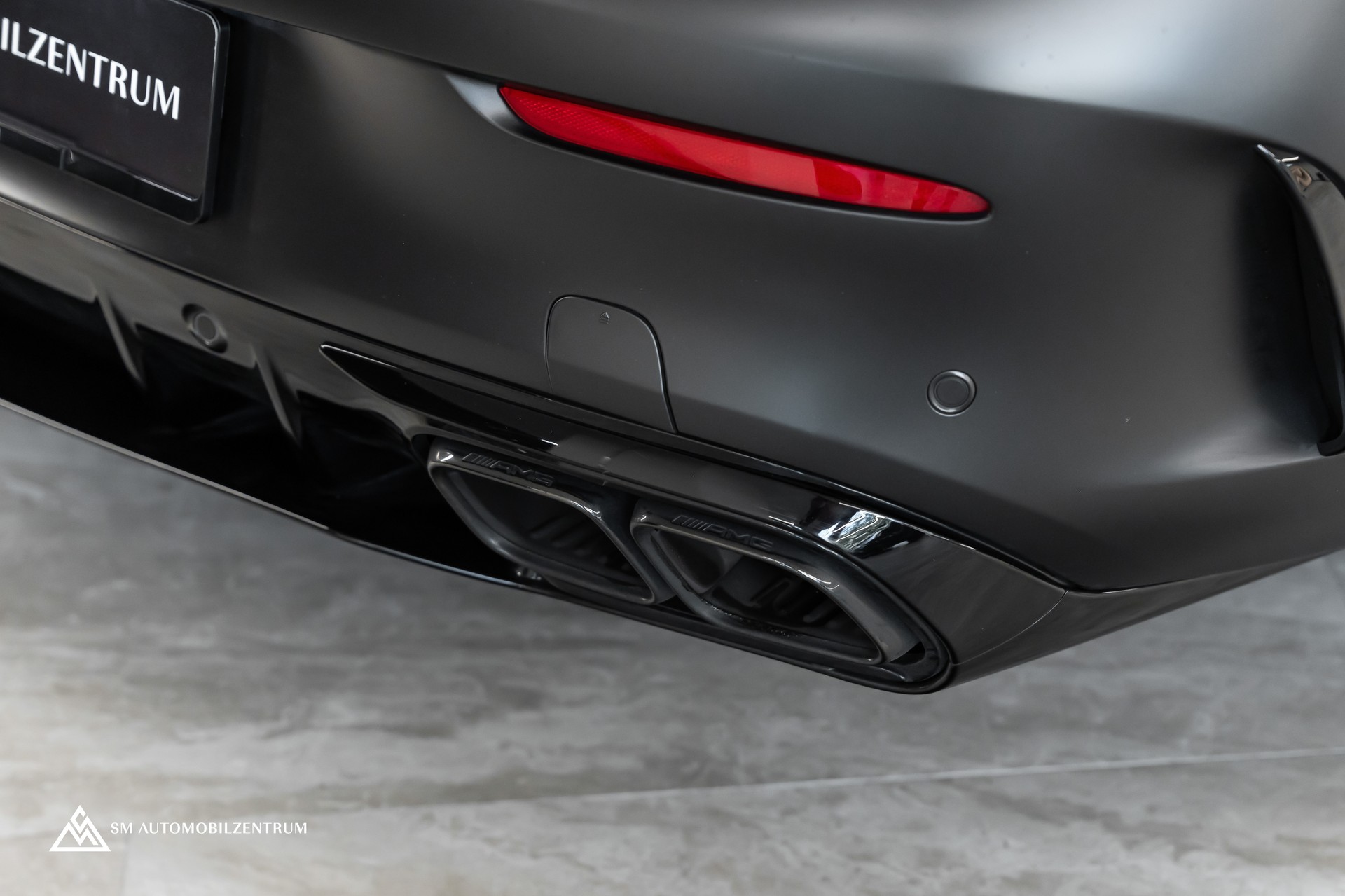 MERCEDES-BENZ C 63 S AMG Coupé / 1 of 499 / Final Edition / Designo magno / Aero-image-33