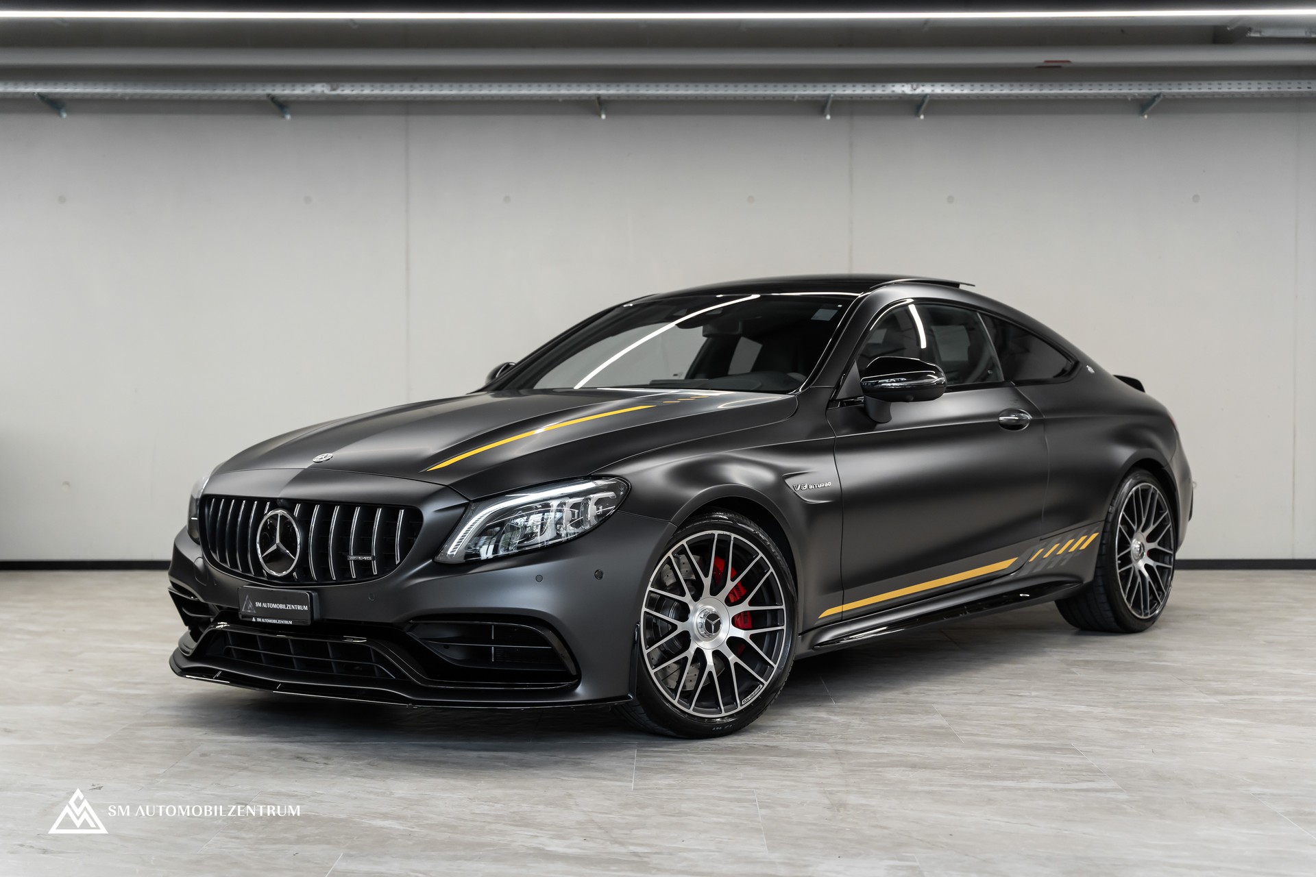 MERCEDES-BENZ C 63 S AMG Coupé / 1 of 499 / Final Edition / Designo magno / Aero-image-0